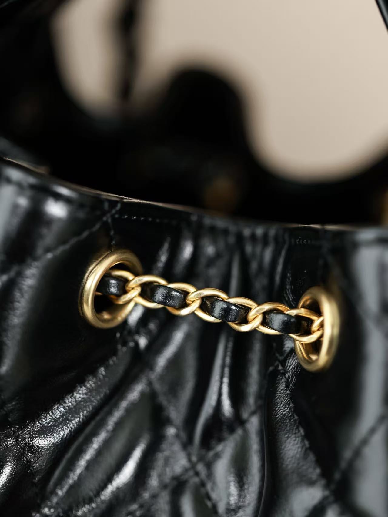 Chanel 25 Small Handbag view 9