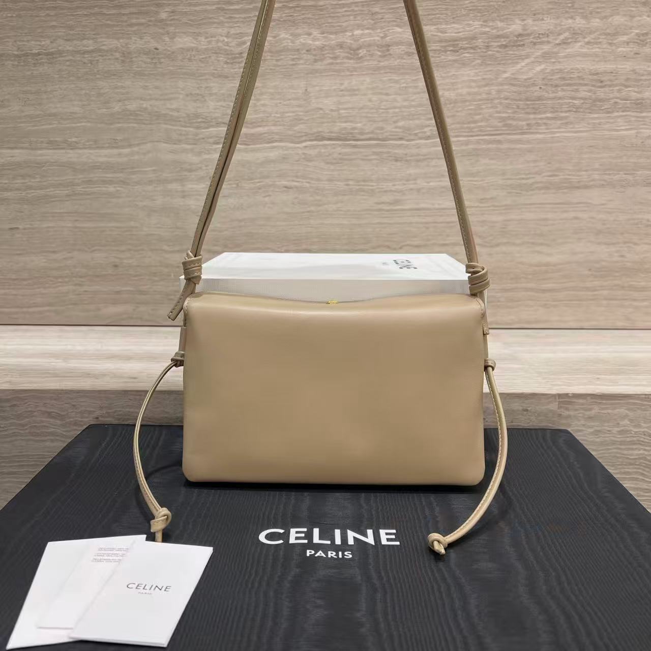 Celine TRIO FLAP IN Smooth Lambskin view 3
