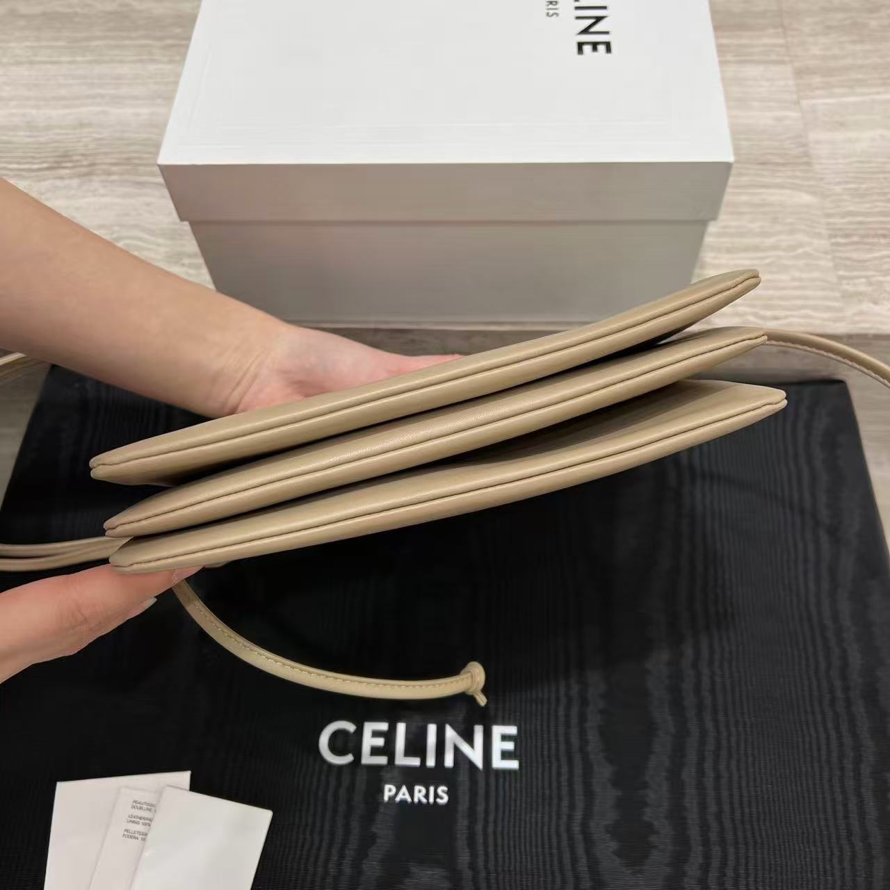 Celine TRIO FLAP IN Smooth Lambskin view 5