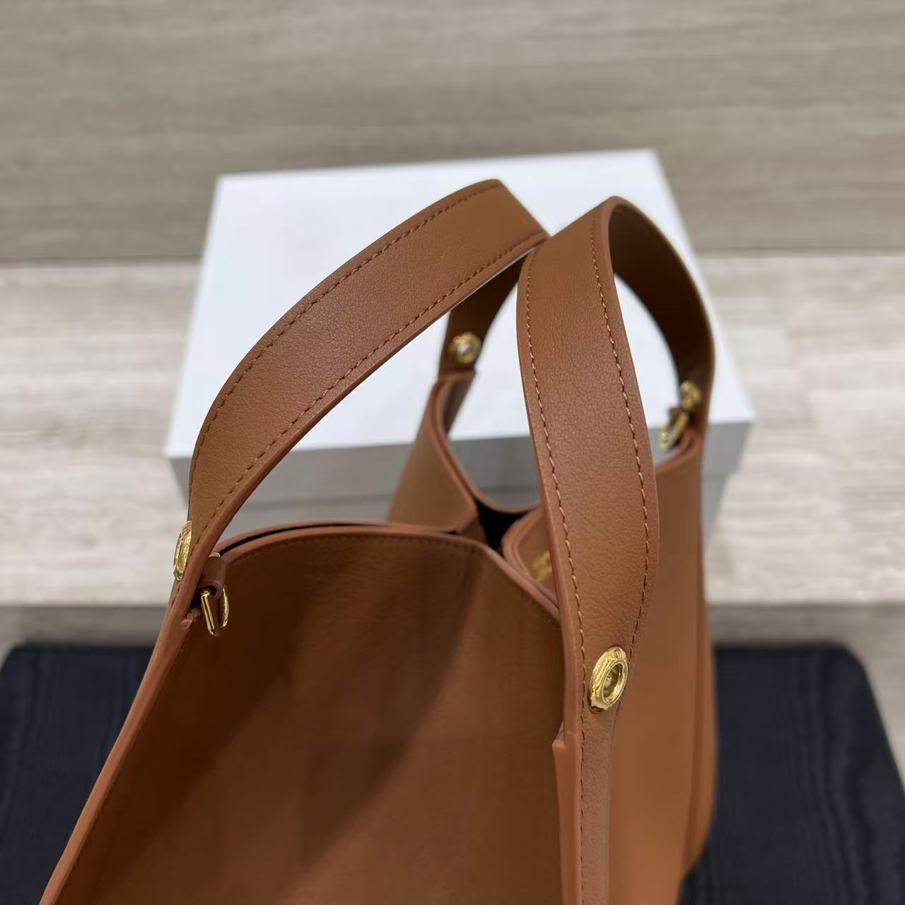 Celine Medium Cube Bag In Supple Calfskin view 4