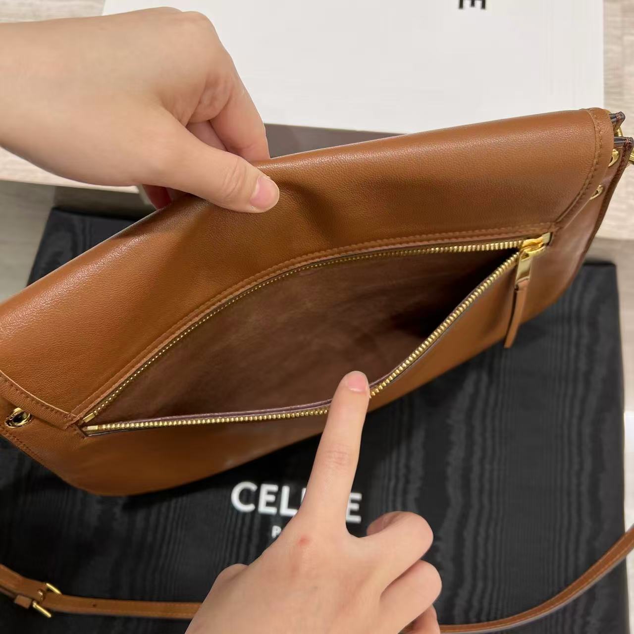 Celine Soft Triomphe Besace In Supple Shiny Lambskin view 7