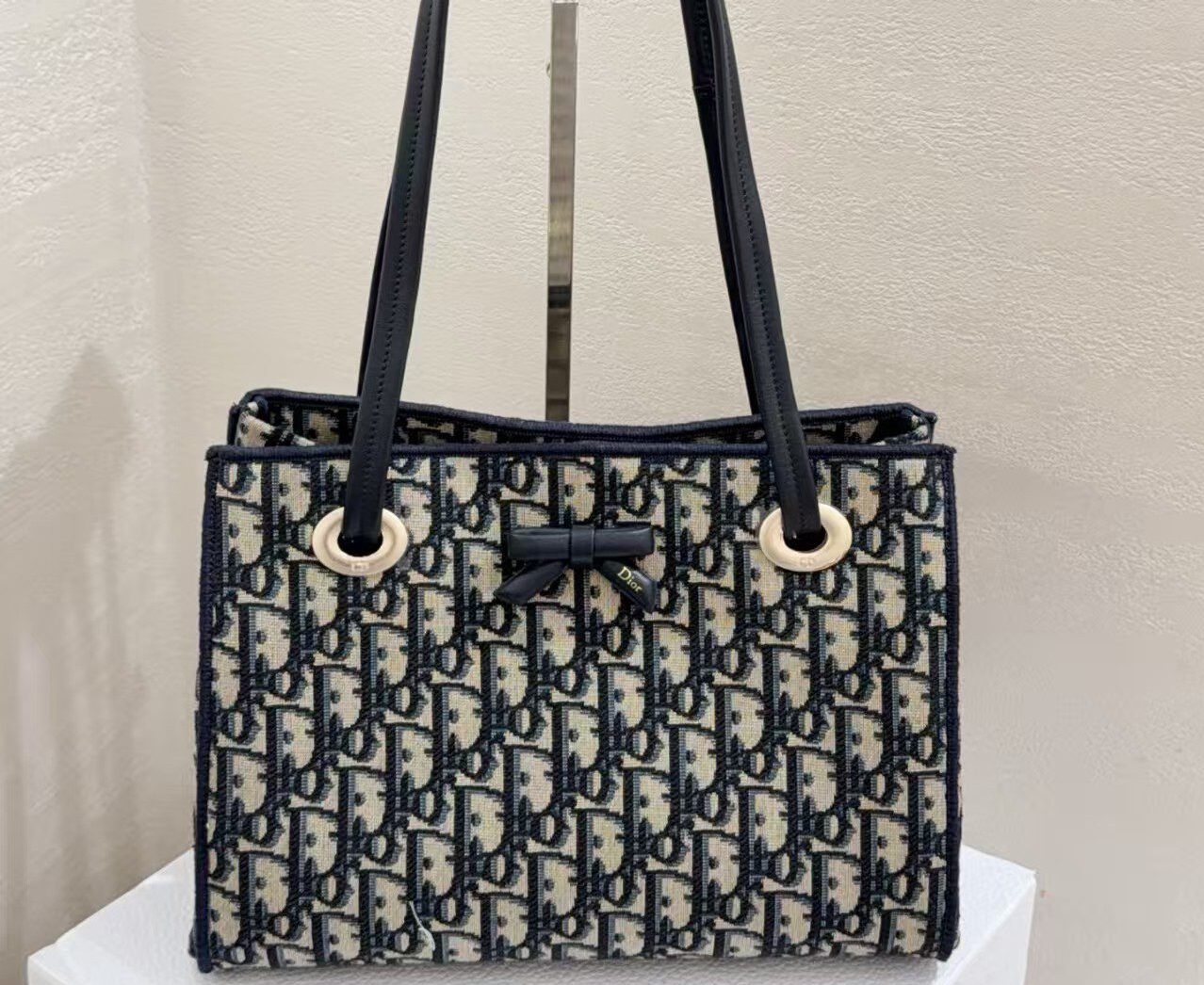Dior Shopping Bag view 1