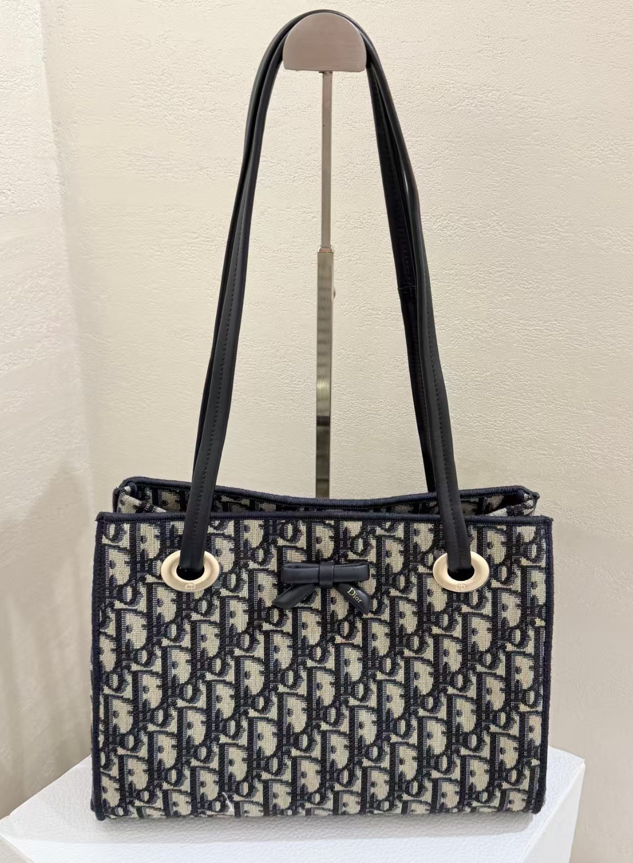 Dior Shopping Bag view 10