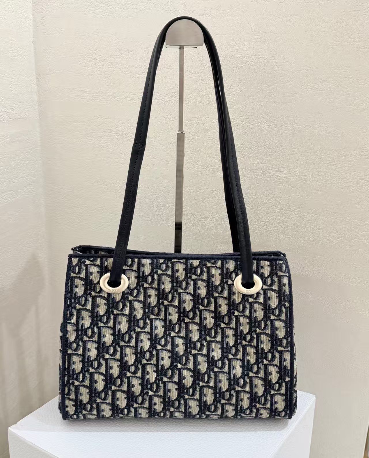 Dior Shopping Bag view 2