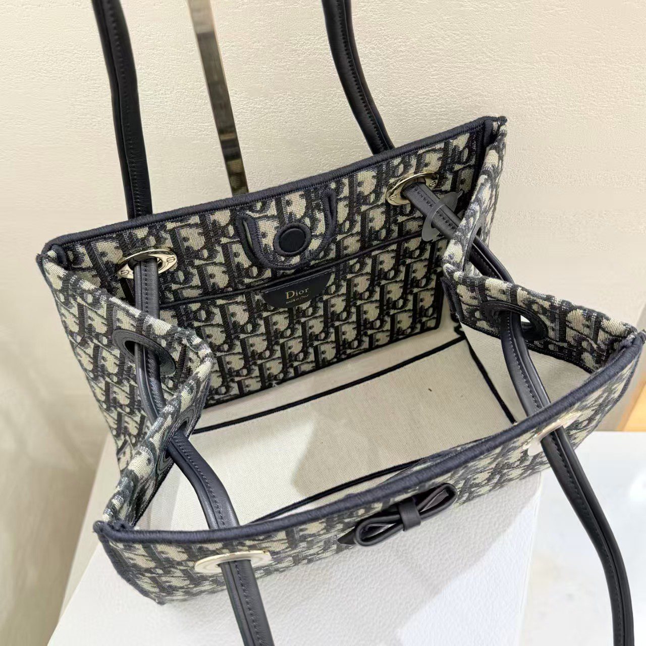 Dior Shopping Bag view 4