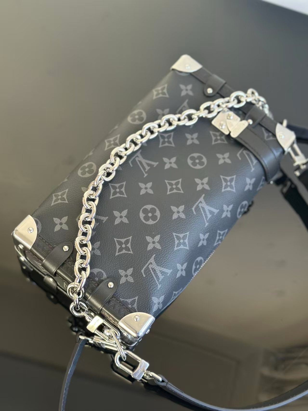 Louis Vuitton M26226 Side Trunk MM East West view 3