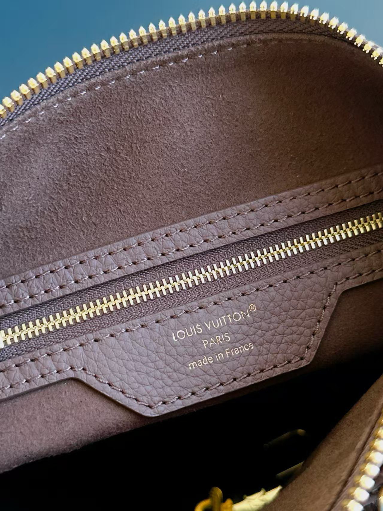 Louis Vuitton M26691 Speedy Bandoulière 25 view 7