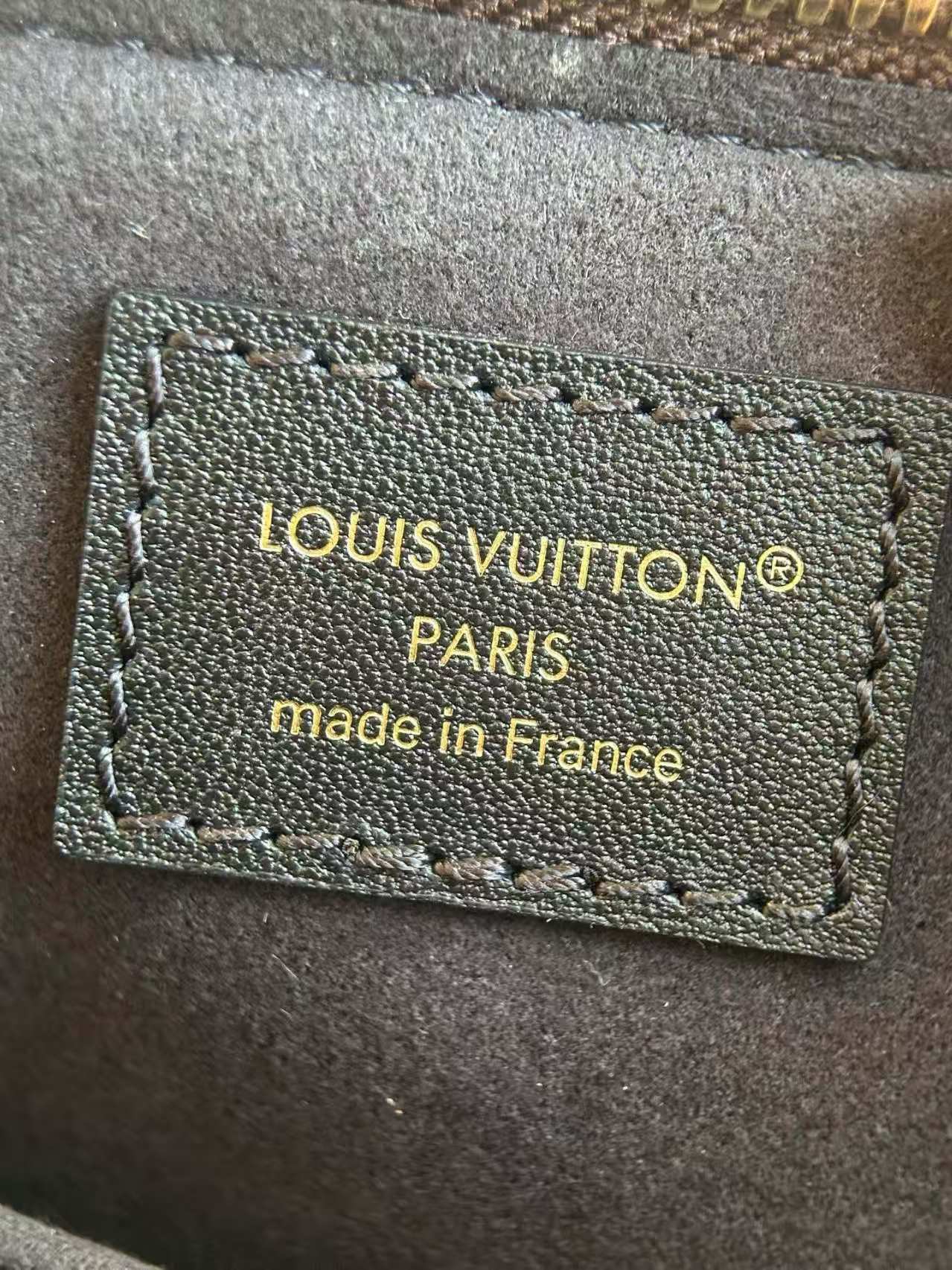 Louis Vuitton M26084 Alma Trunk BB view 9