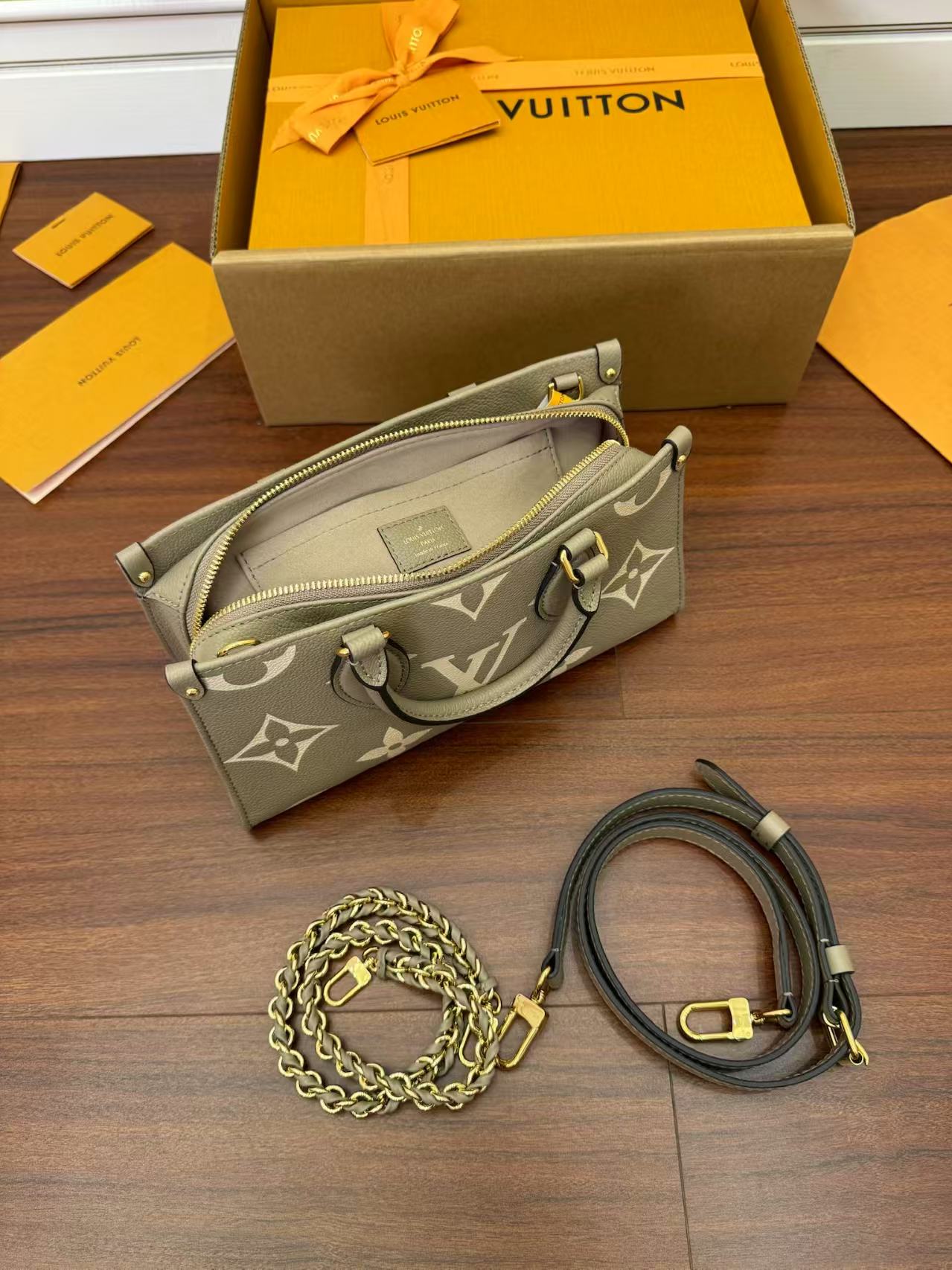 Louis Vuitton M23641 OnTheGo East West view 7