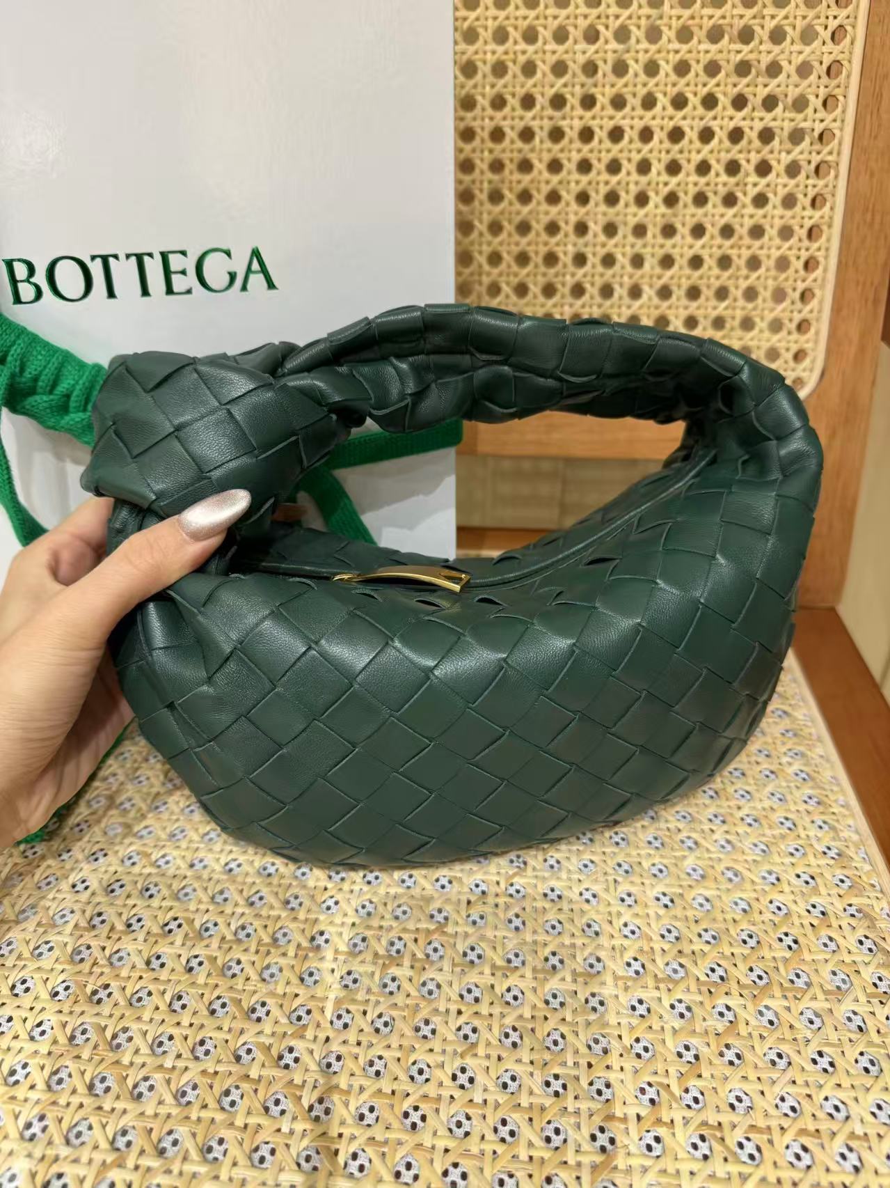 Bottega Veneta Mini Jodie view 19