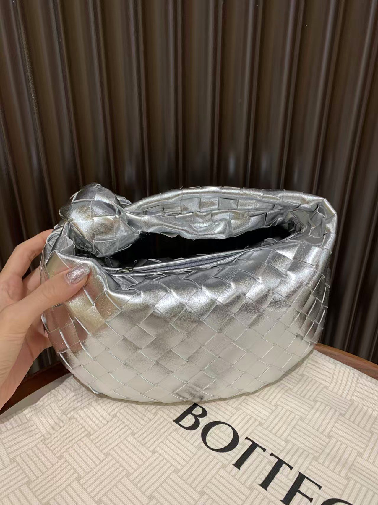 Bottega Veneta Mini Jodie view 2