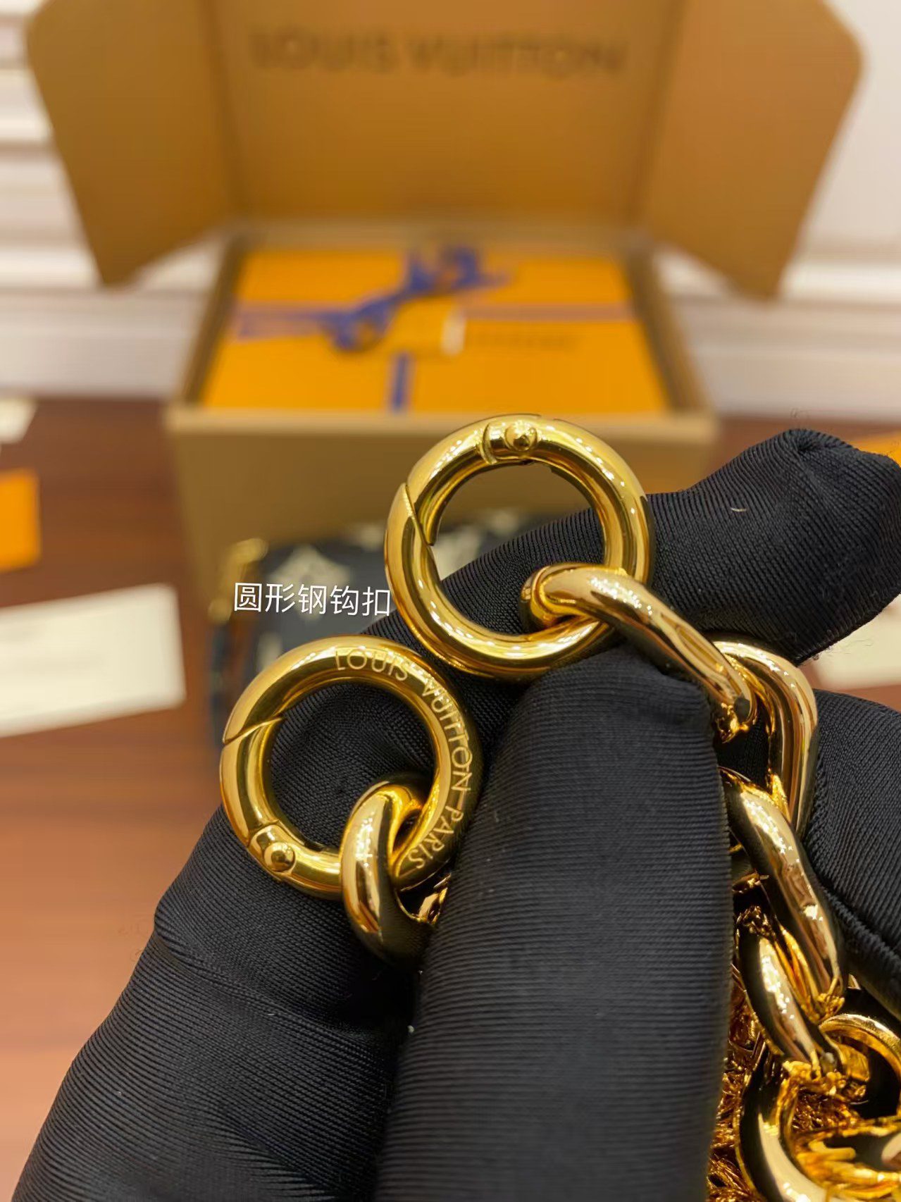 Louis Vuitton M45859 Favorite Bag view 7