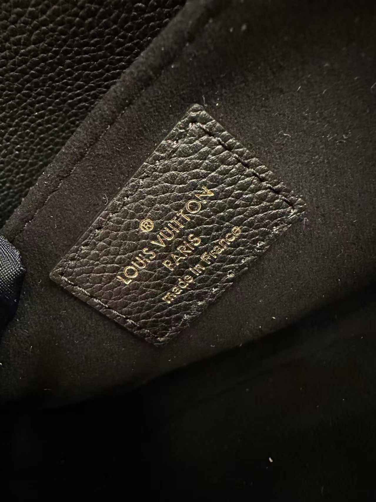Louis Vuitton Pochette Métis East West M46596 view 11