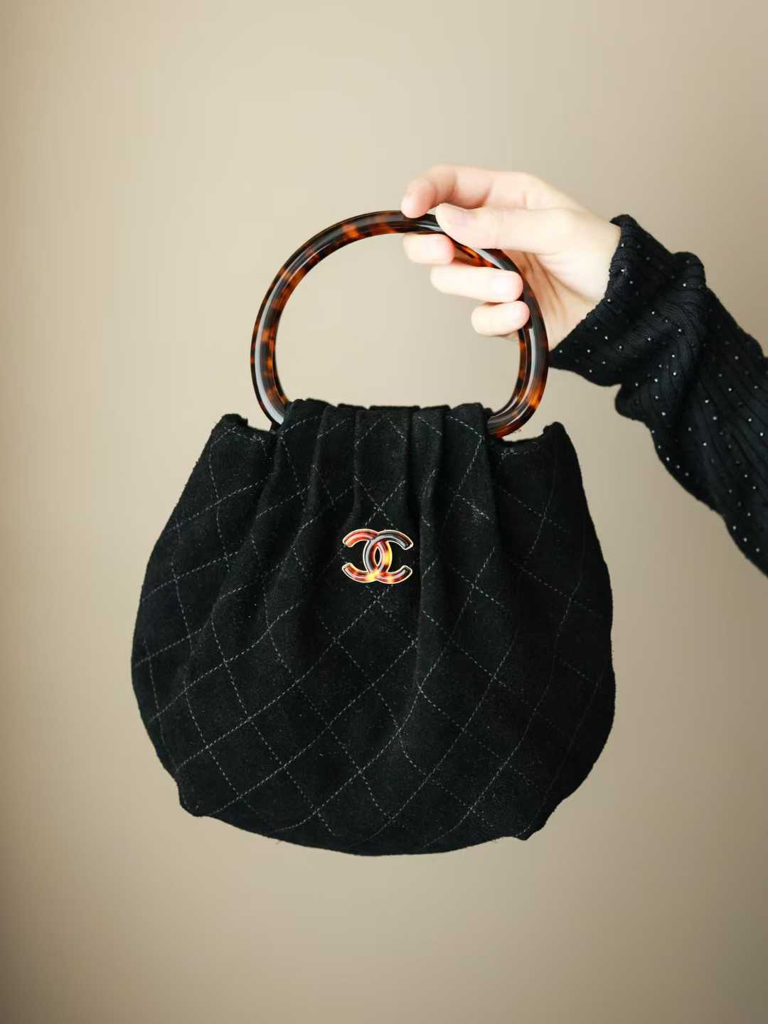 Chanel Mini Pouch view 1
