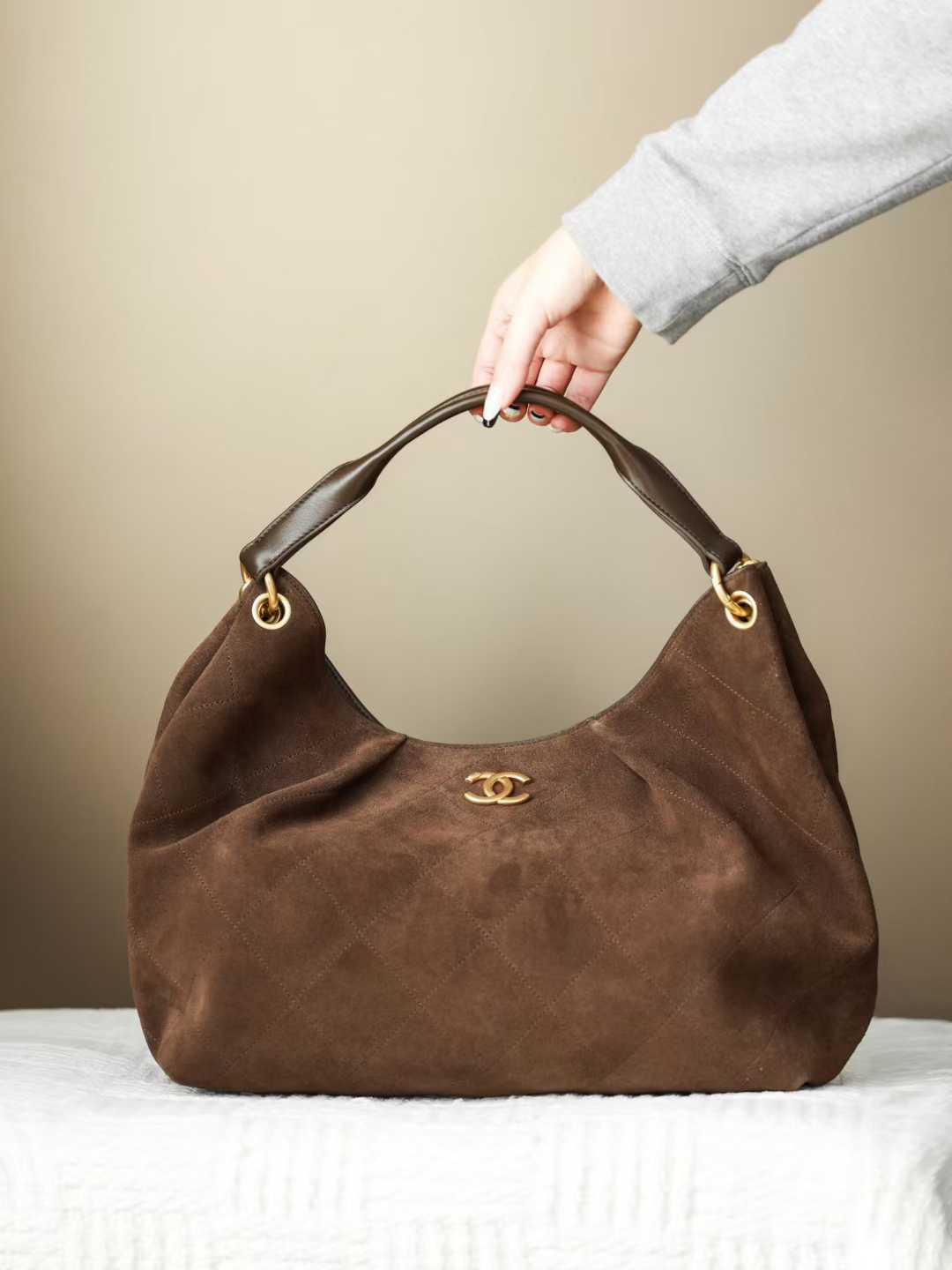 Chanel 26C Hippie bag view 1