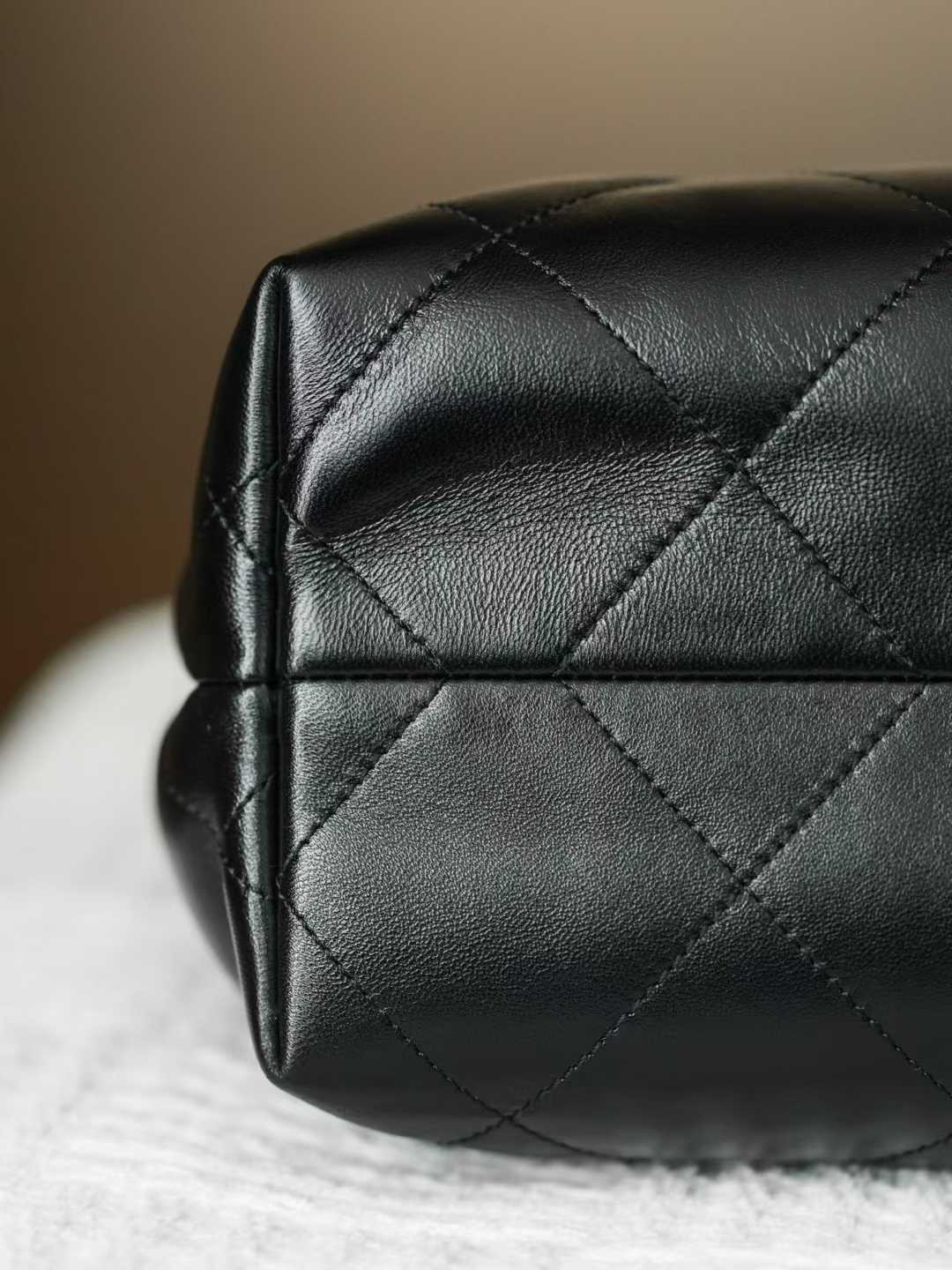 Chanel 26c Hobo Bag view 8
