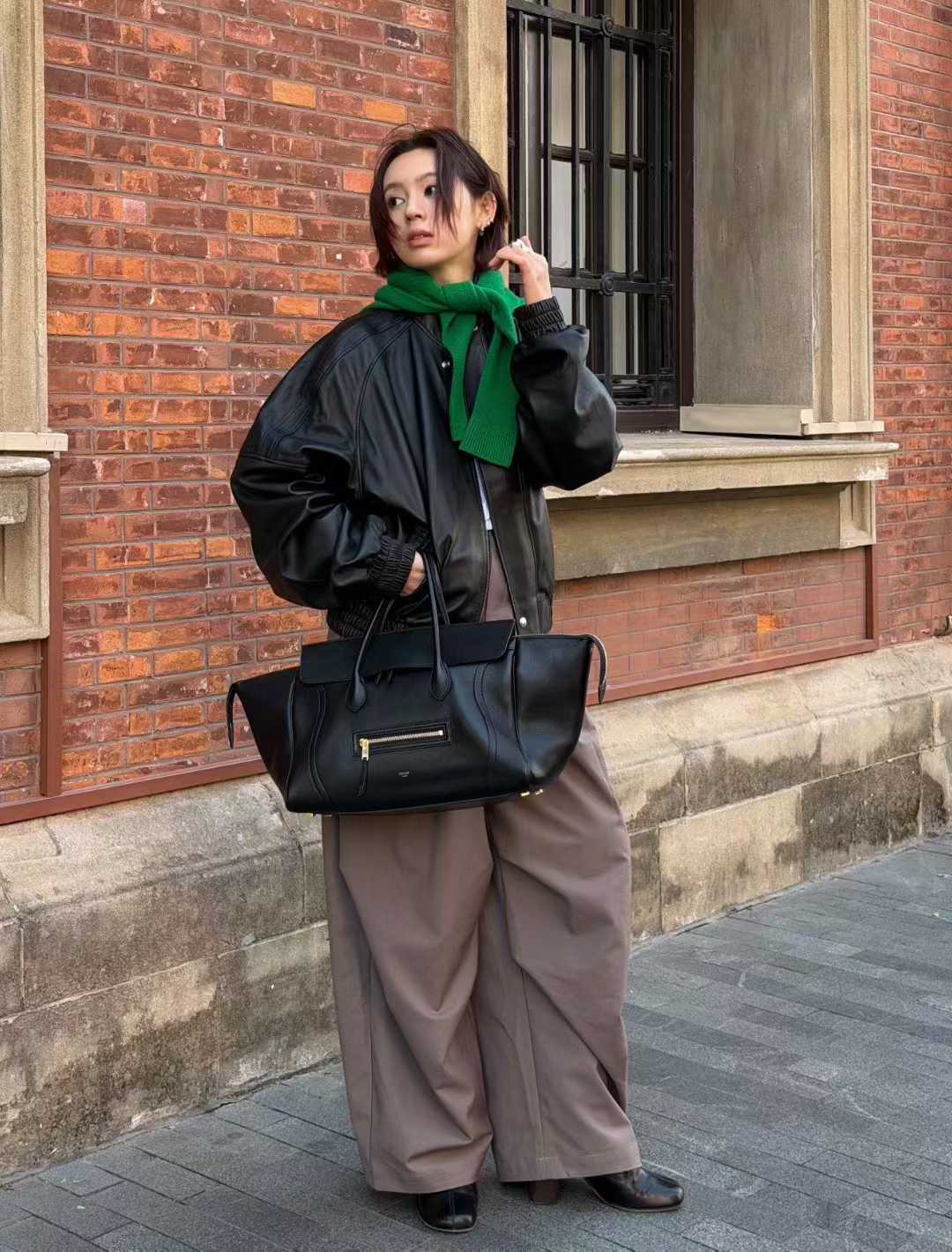 Celine Medium New Luggage In Supple Shiny Lambskin view 9