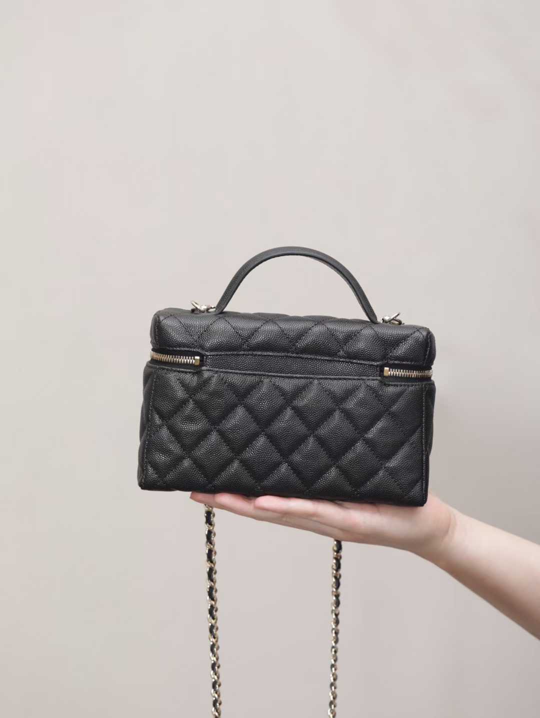 Chanel 26C Top handle box bag view 2