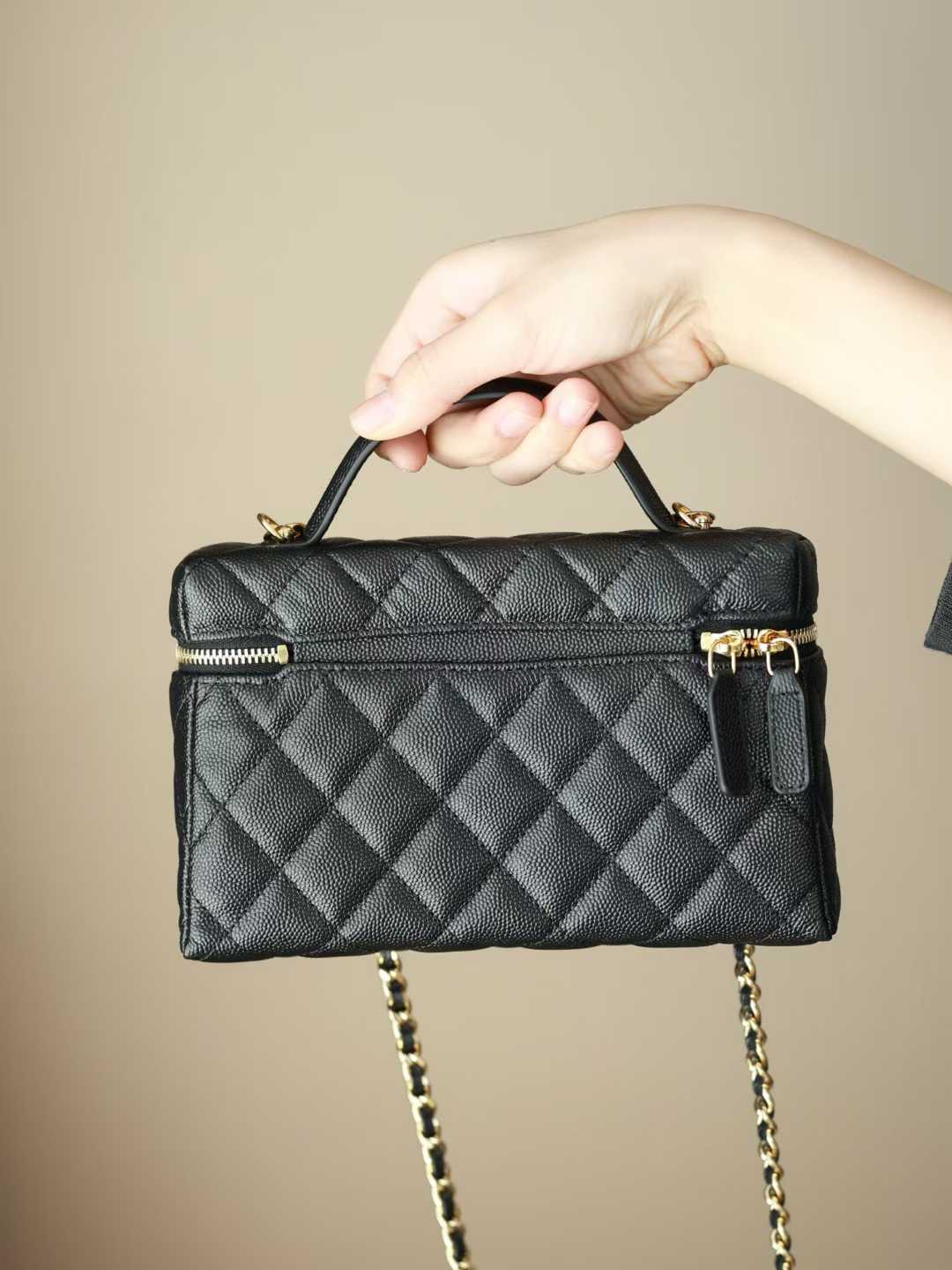 Chanel 26C Top handle box bag view 2