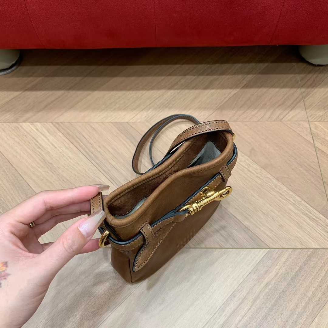 Miu Miu Nappa leather pouch view 7