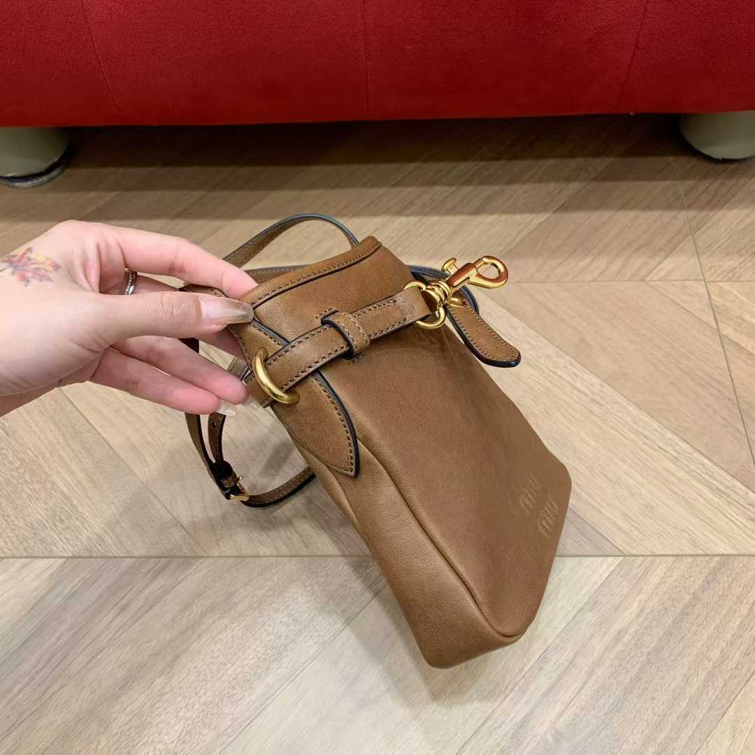 Miu Miu Nappa leather pouch view 9