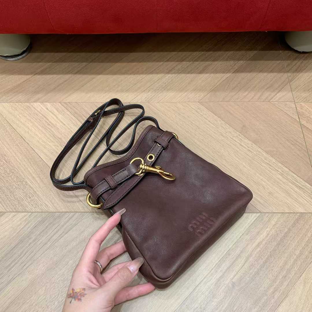 Miu Miu Nappa leather pouch view 4