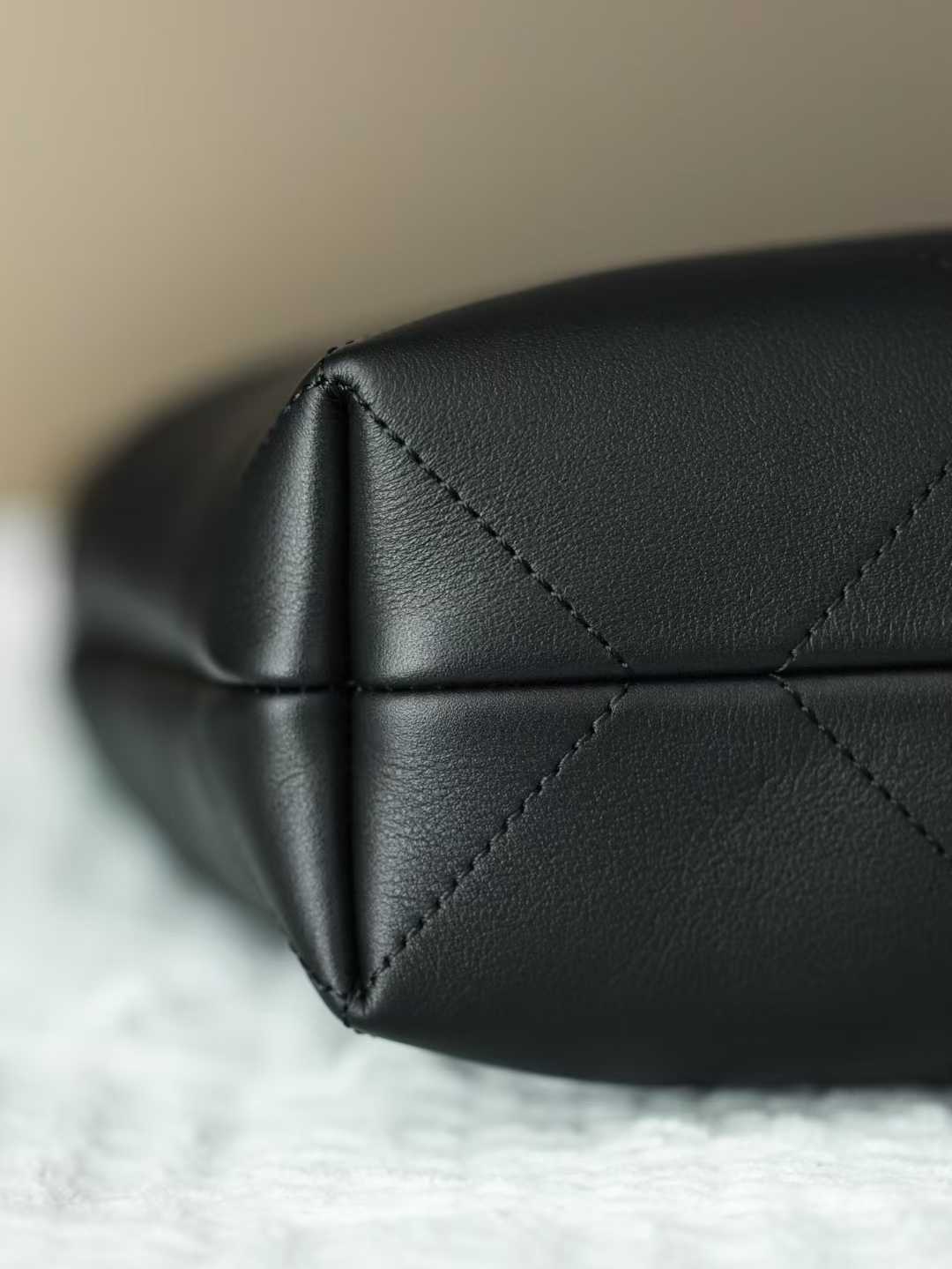 Chanel Hobo Bag view 9