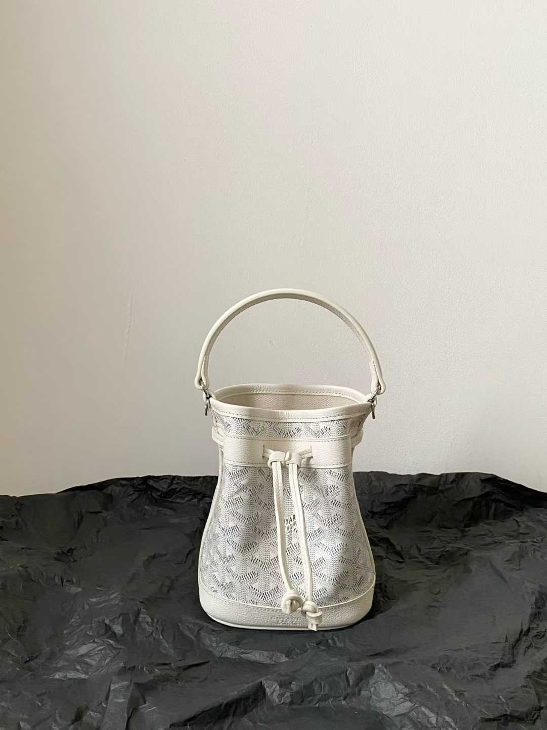 Goyard Petit Flot Mini bucket bag view 13