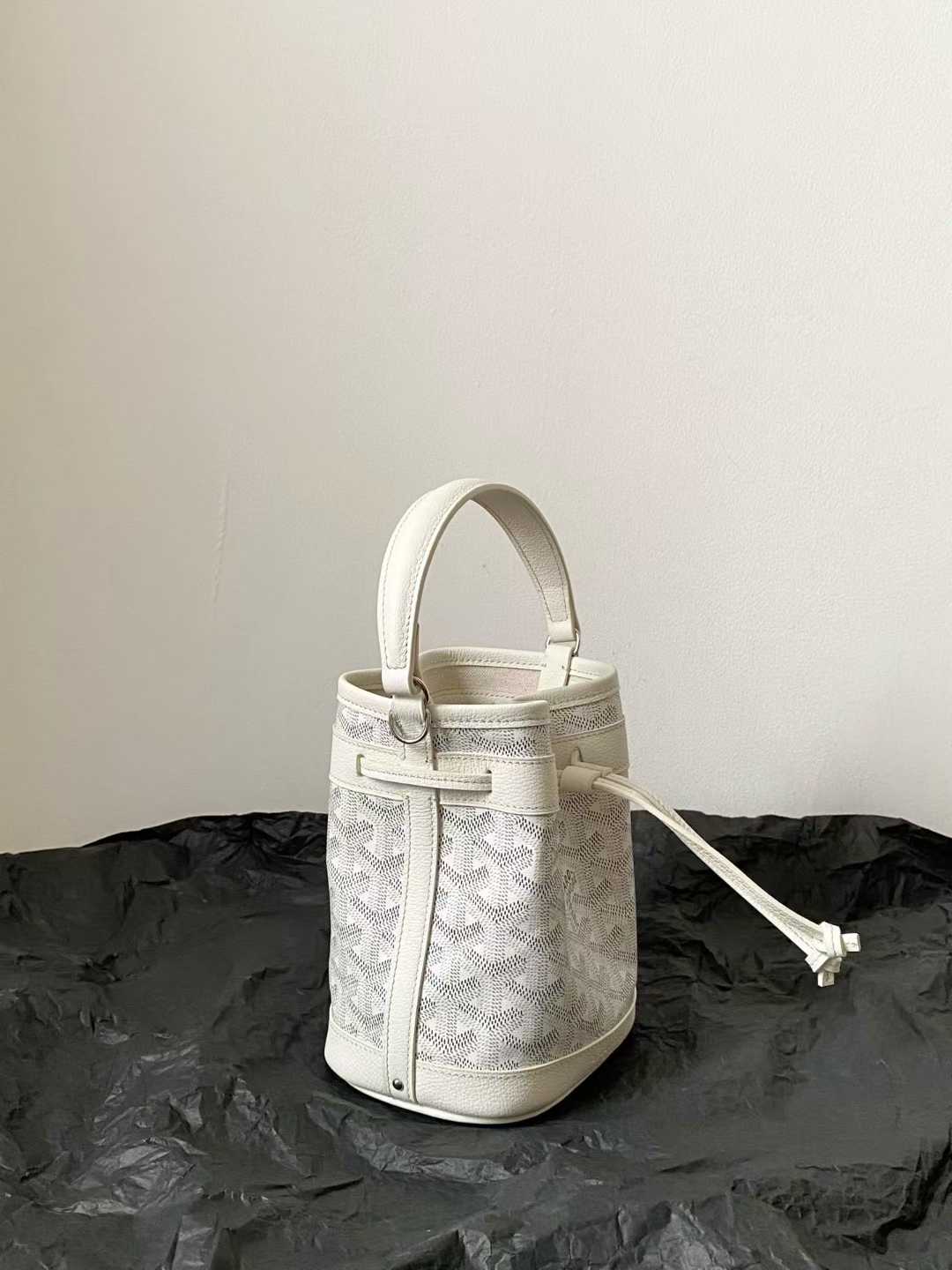 Goyard Petit Flot Mini bucket bag view 14