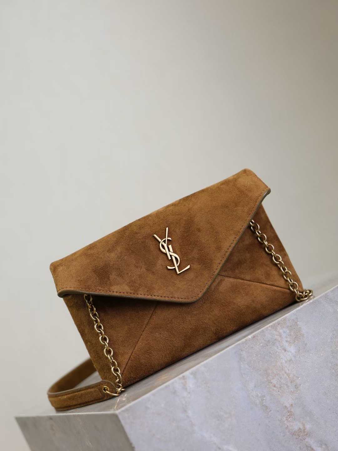 Saint Laurent CASSANDRE pouch on chain in suede view 2