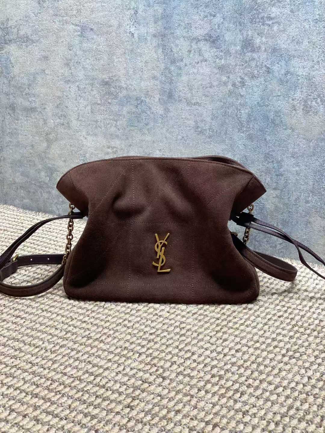 Saint Laurent JAMIE shoulder pouch in lambskin view 15