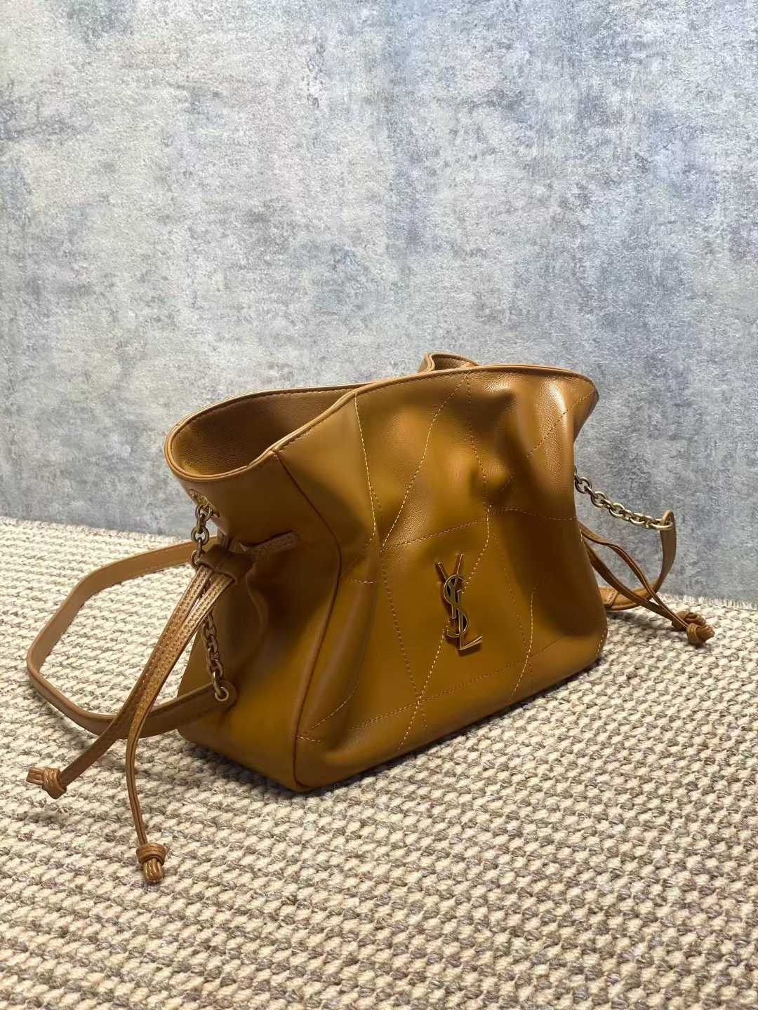 Saint Laurent JAMIE shoulder pouch in lambskin view 18
