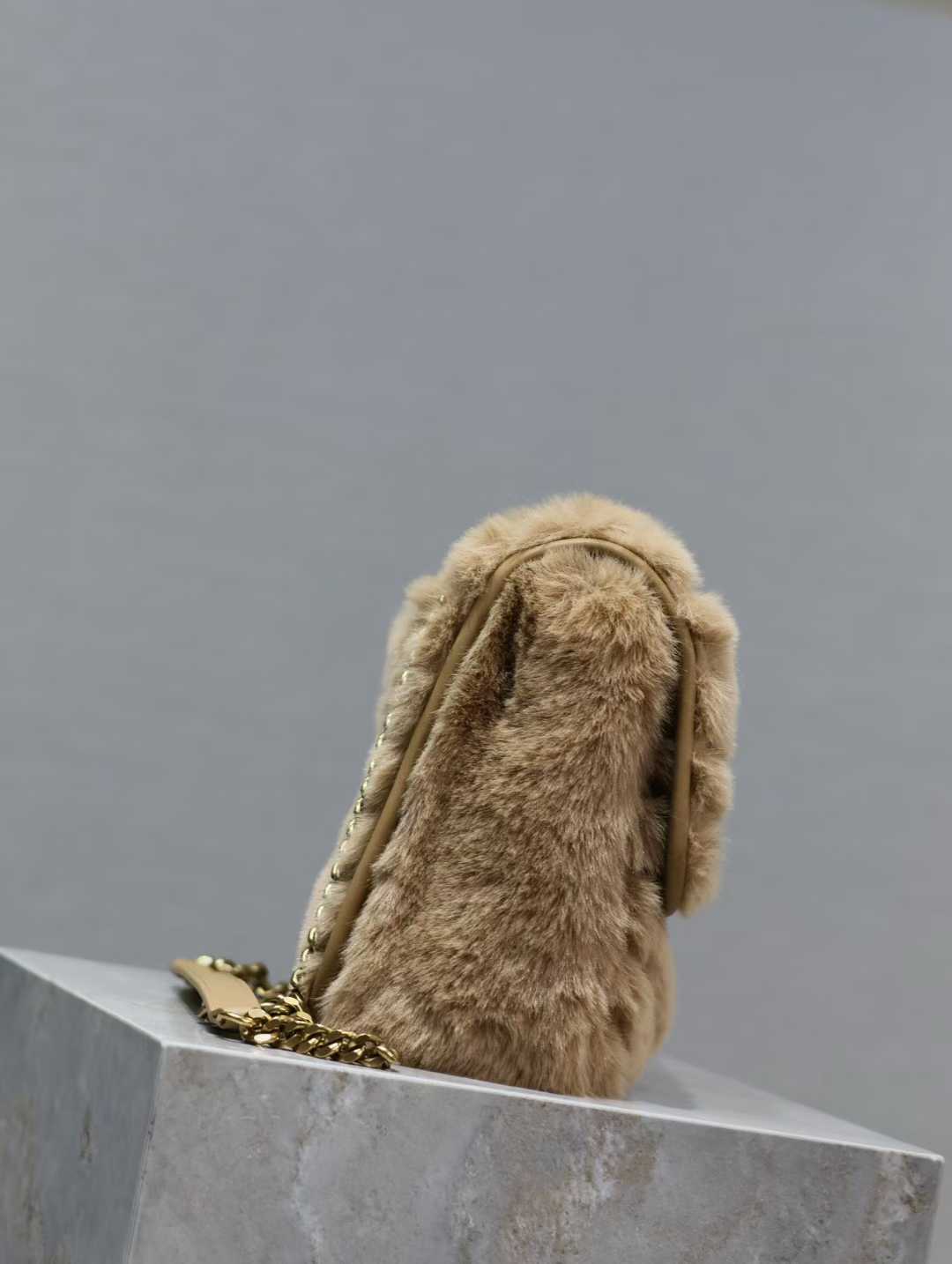 Saint Laurent Niki In Vintage Leather view 5