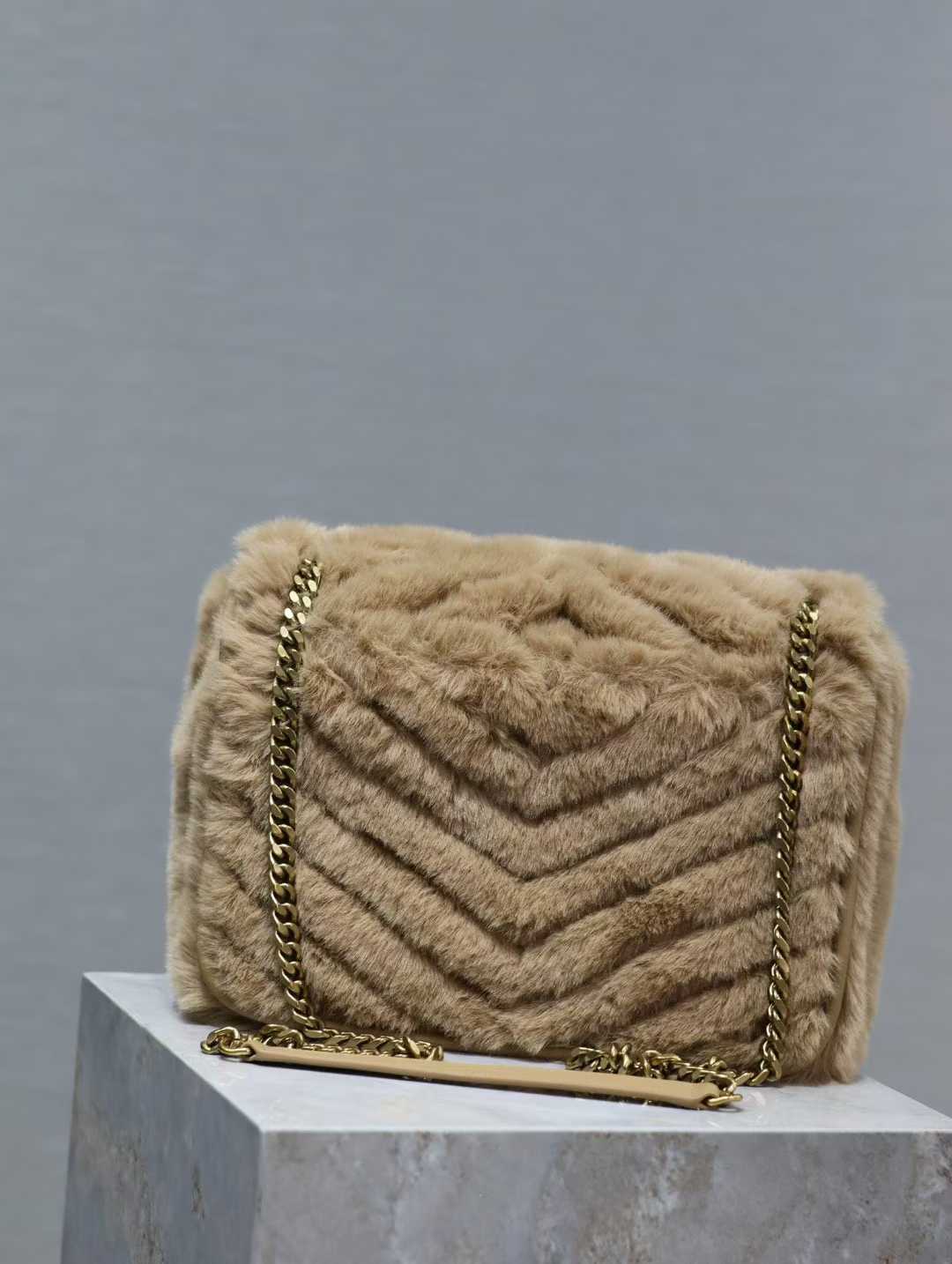 Saint Laurent Niki In Vintage Leather view 6