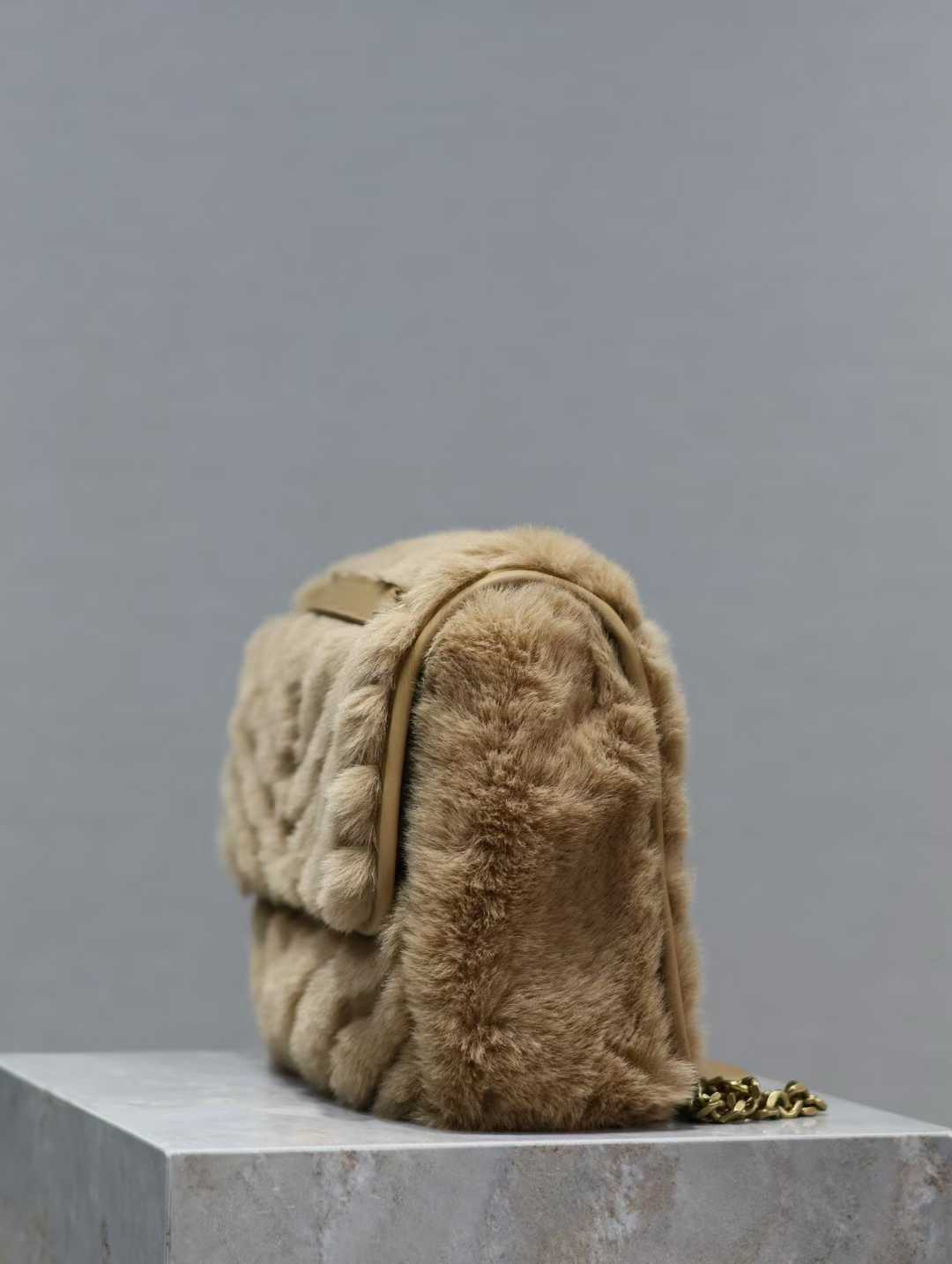 Saint Laurent Niki In Vintage Leather view 7
