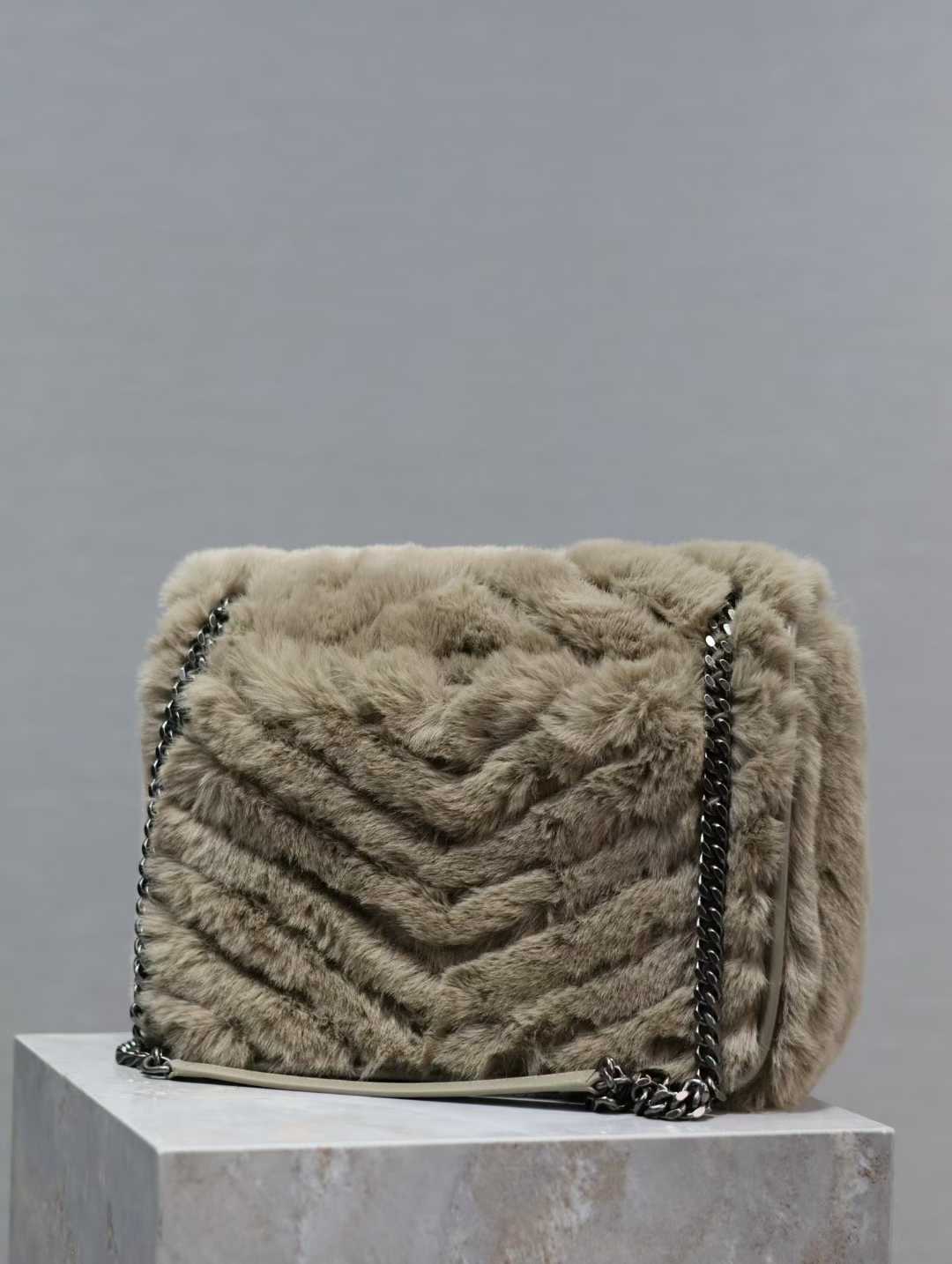 Saint Laurent Niki In Vintage Leather view 6