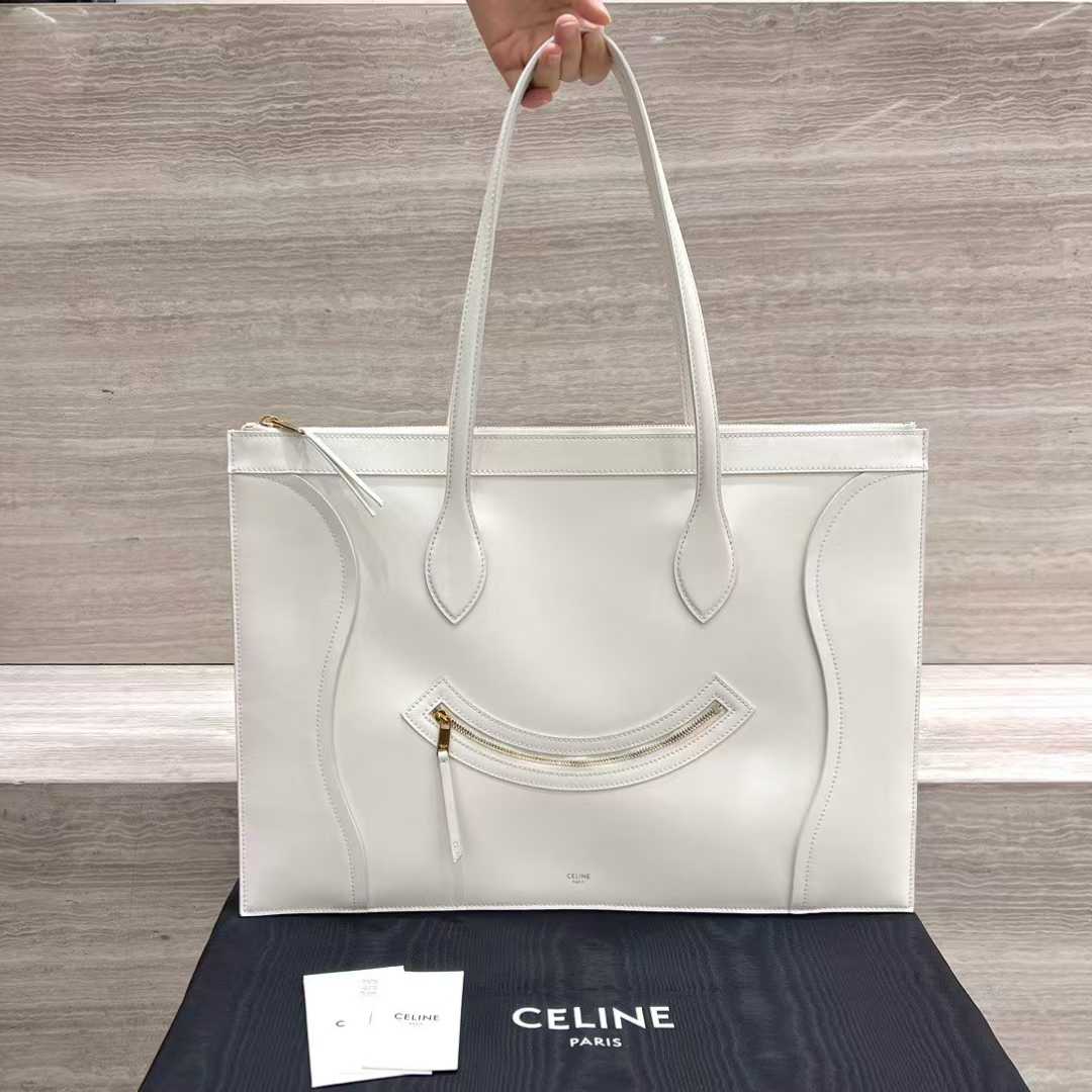 Celine Flat Cabas New Luggage In Glossy Calfskin view 1