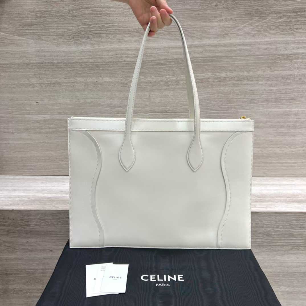 Celine Flat Cabas New Luggage In Glossy Calfskin view 2