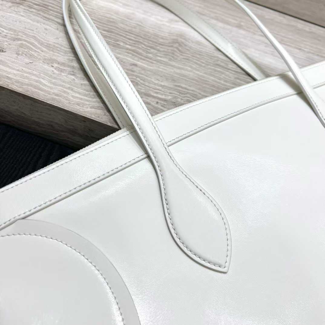 Celine Flat Cabas New Luggage In Glossy Calfskin view 7