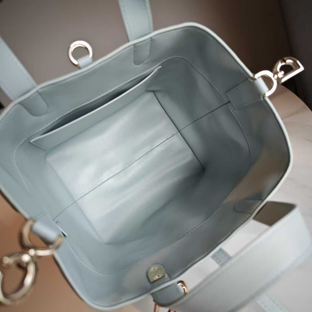 Dior Toujours Vertical Tote Bag view 5