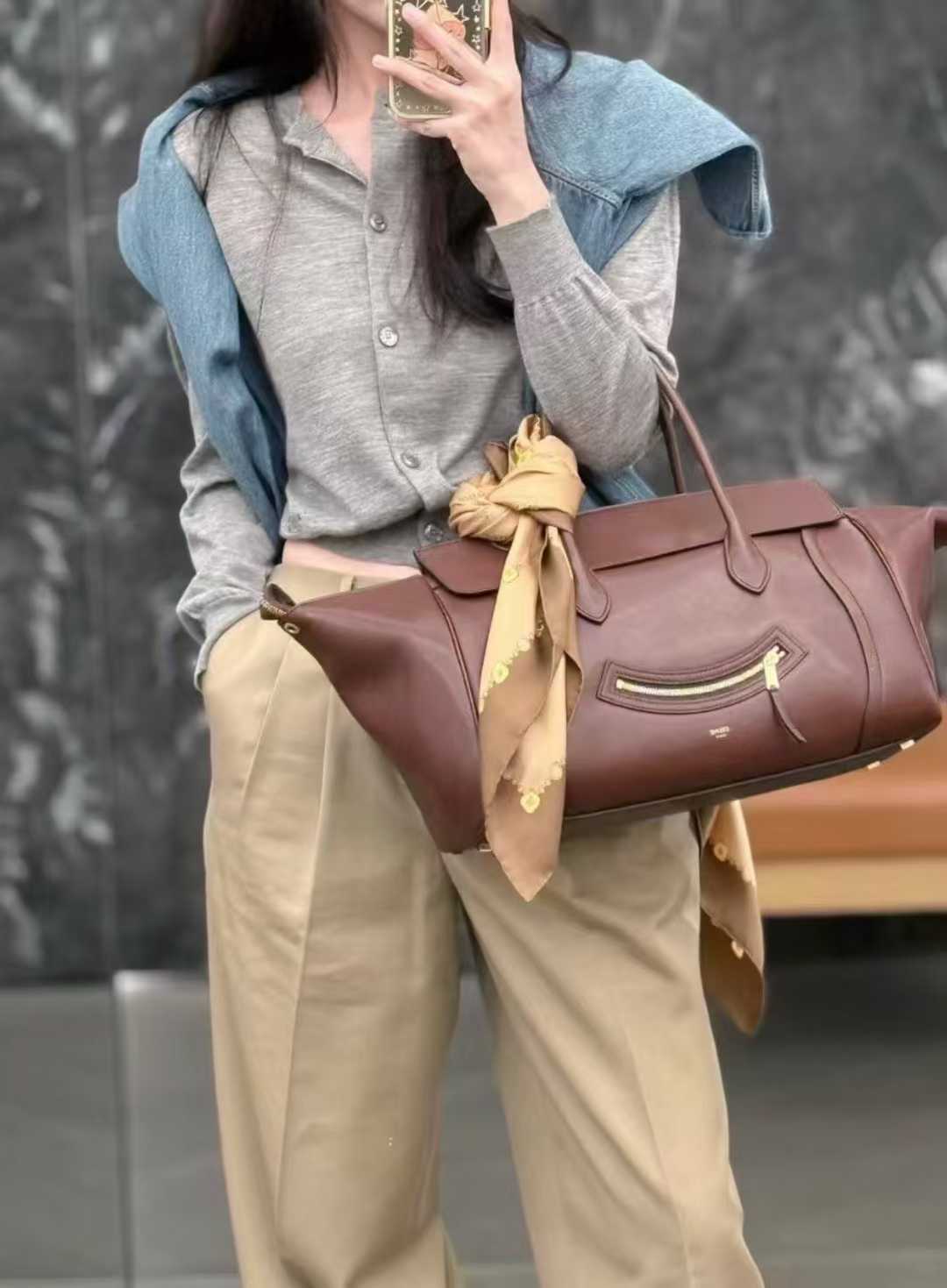 Celine Medium New Luggage In Supple Shiny Lambskin view 9