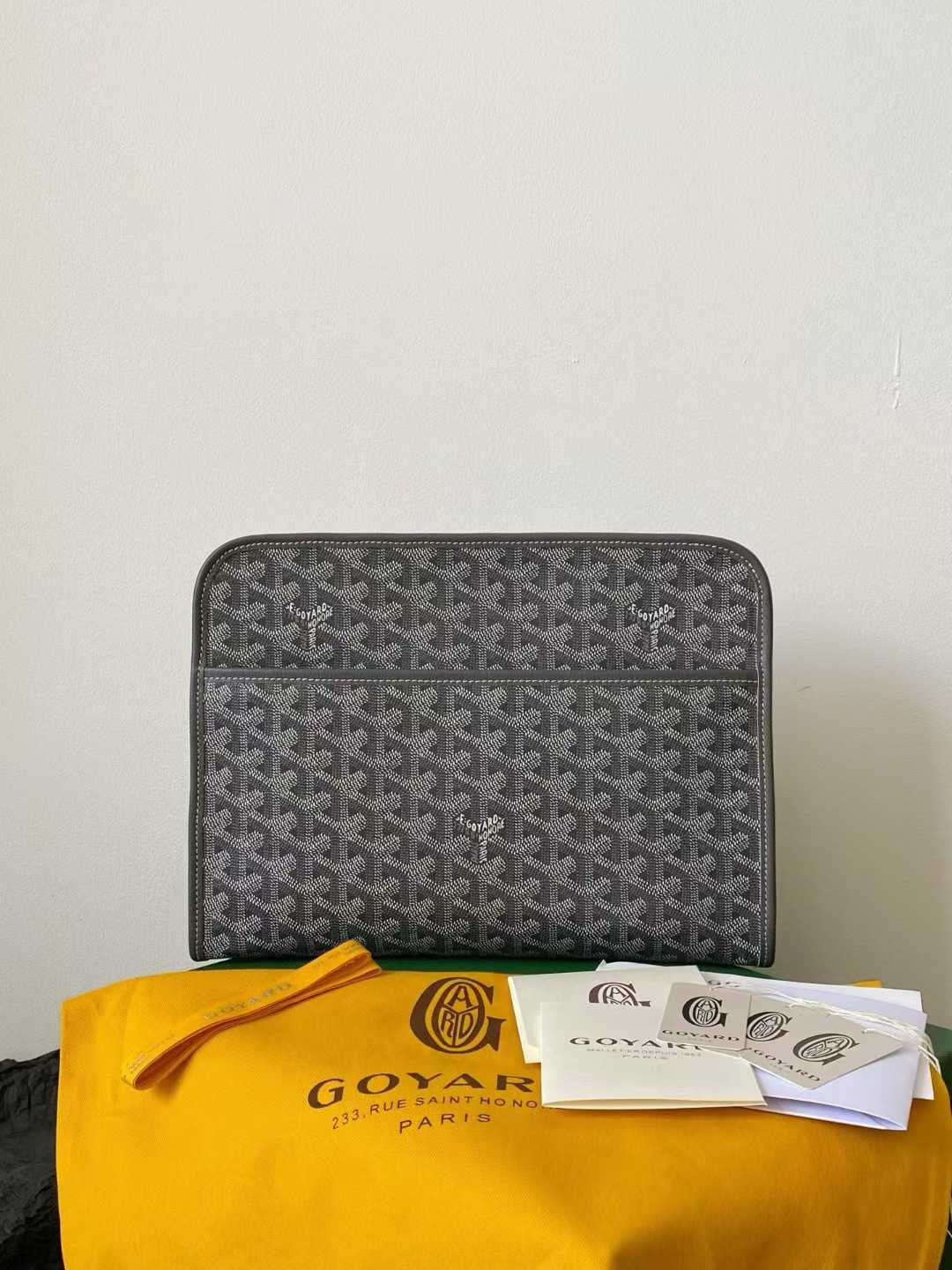 Goyard Jouvence PM Toiletry Bag view 3