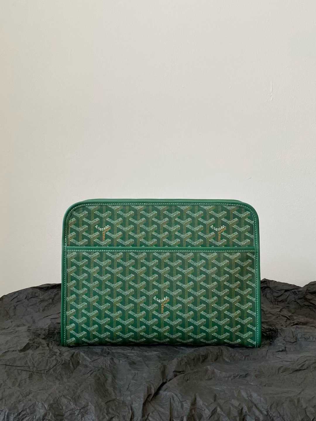 Goyard Jouvence PM Toiletry Bag view 6