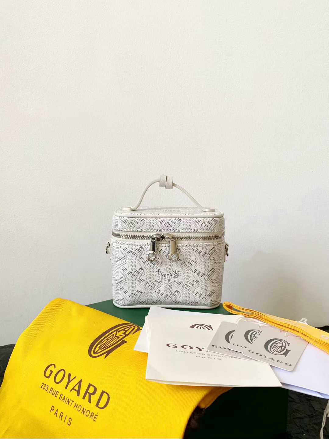 Goyard Muse Nano Vanity view 1