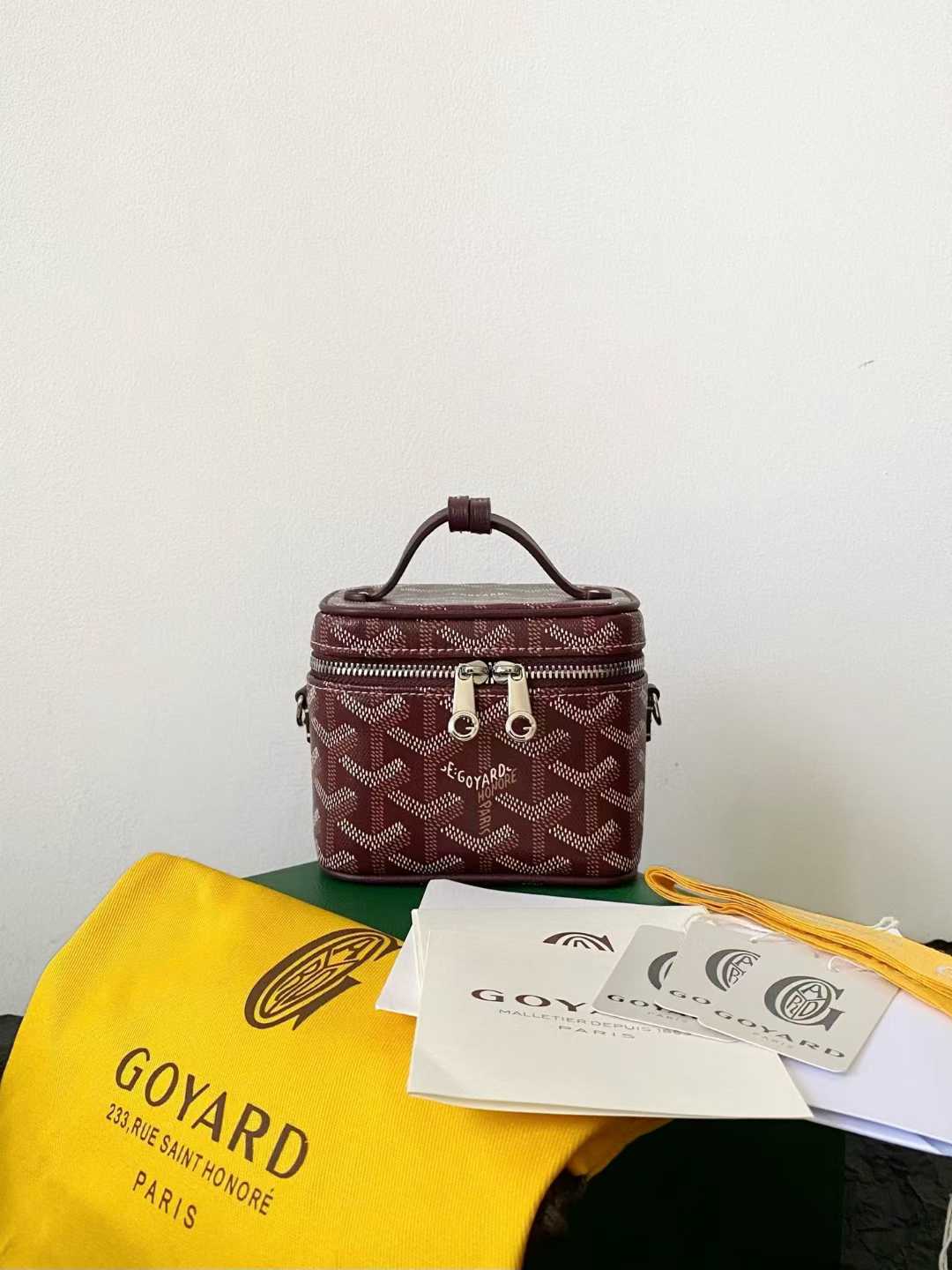Goyard Muse Nano Vanity view 7