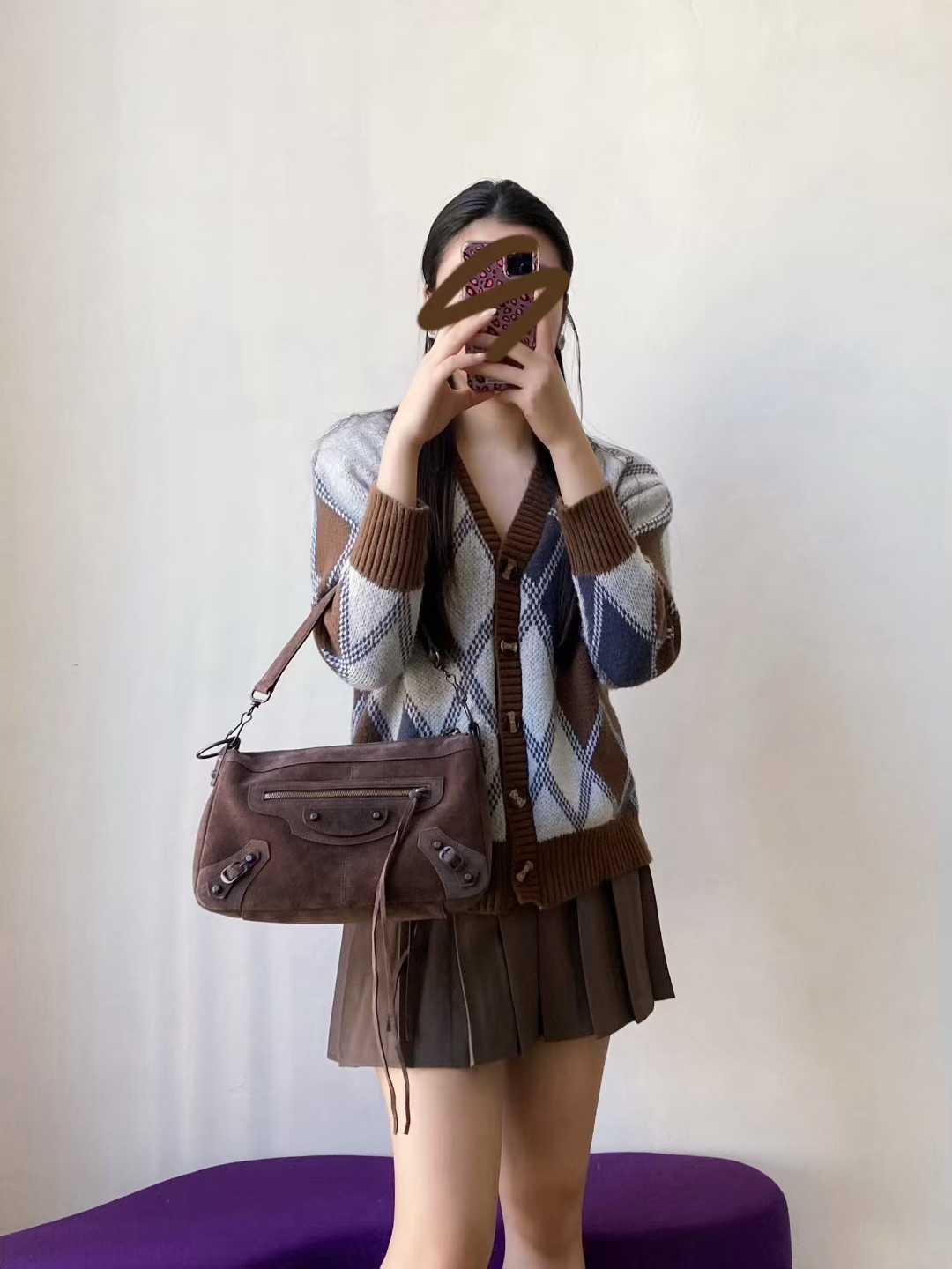 Balenciaga Women’s Le City Hobo Bag view 10