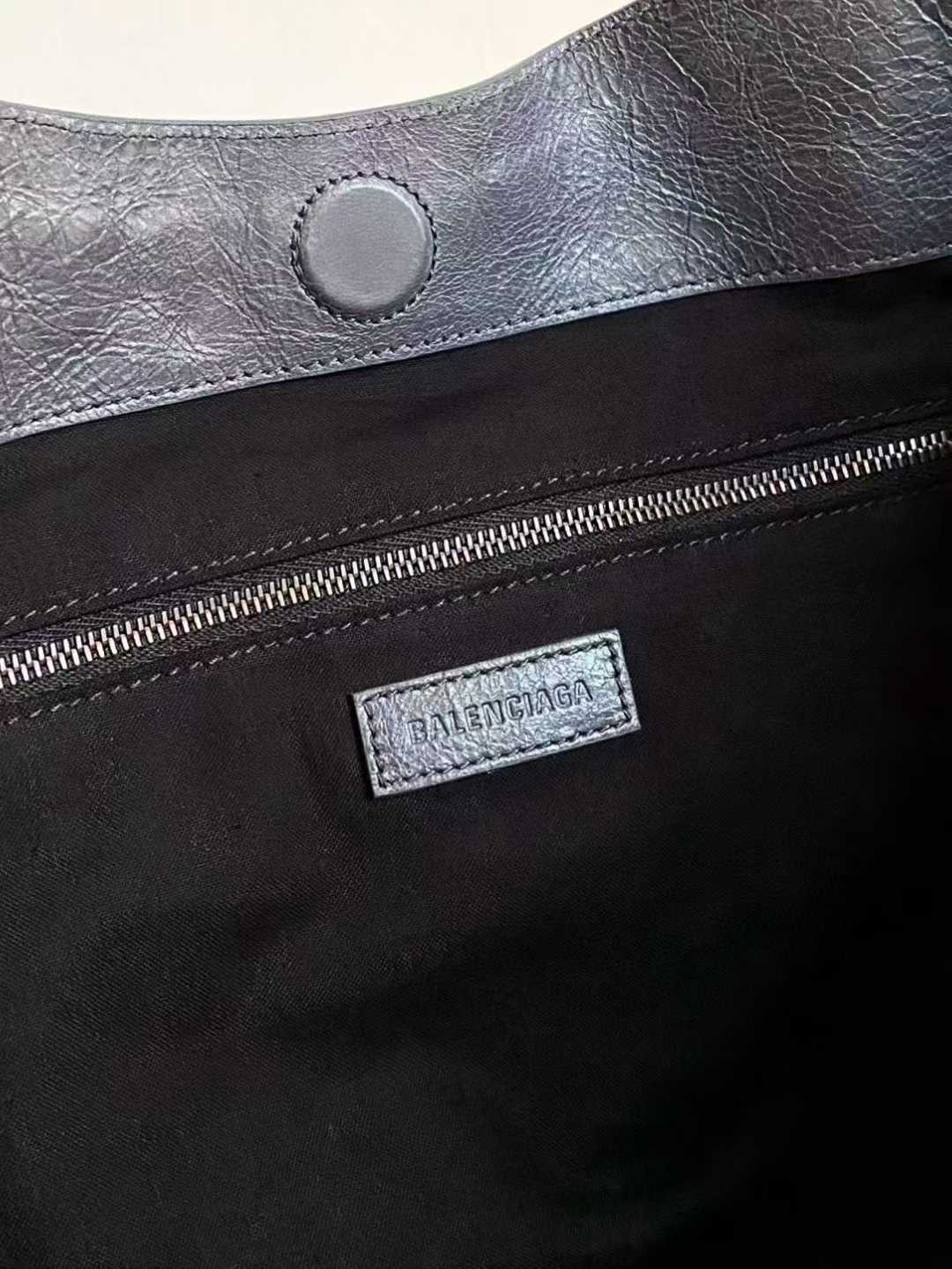 Balenciaga BALENCIAGE Women’s Le City Tote Bag Small in Black view 7
