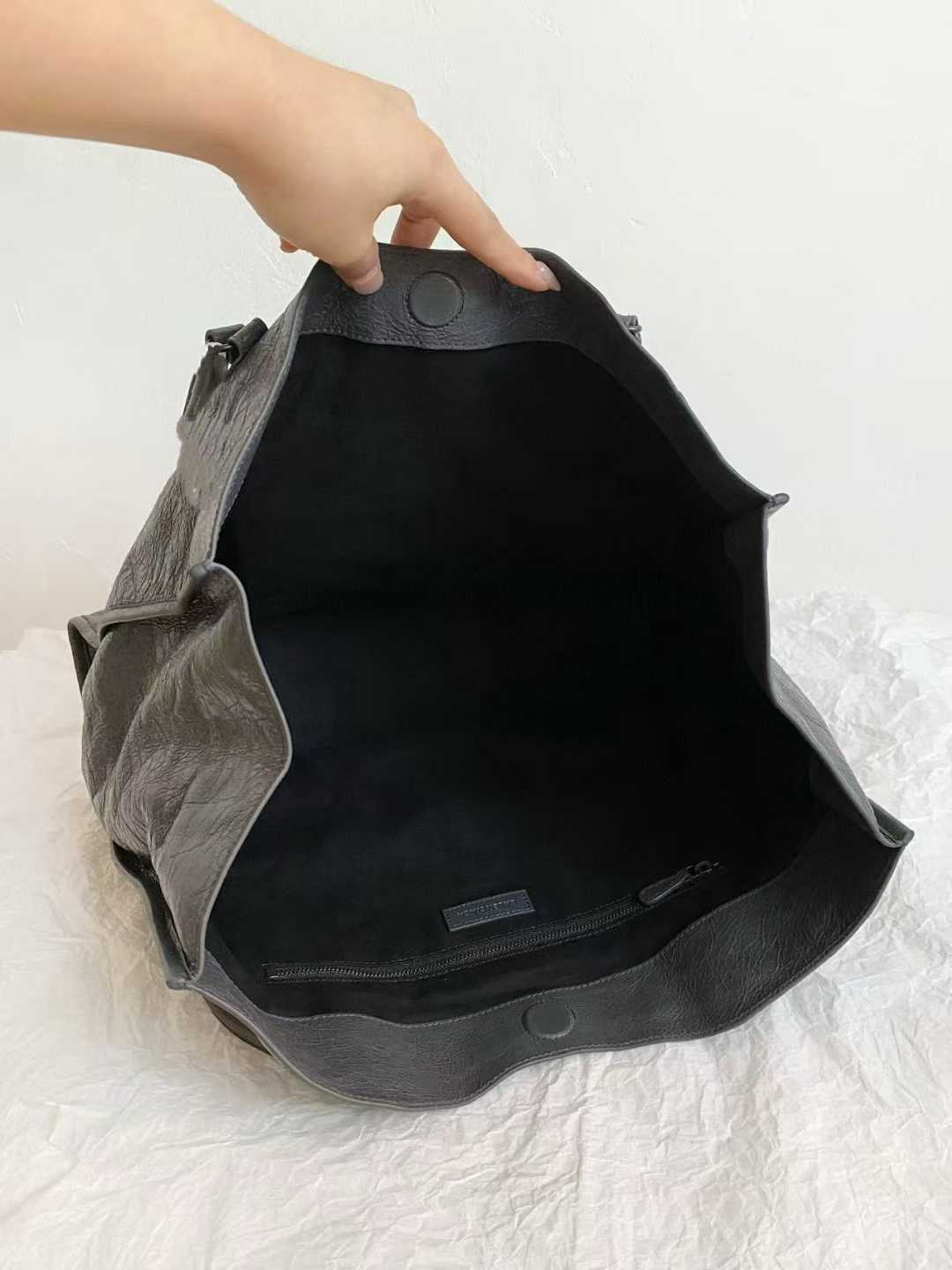 Balenciaga BALENCIAGE Women’s Le City Tote Bag Small in Black view 9