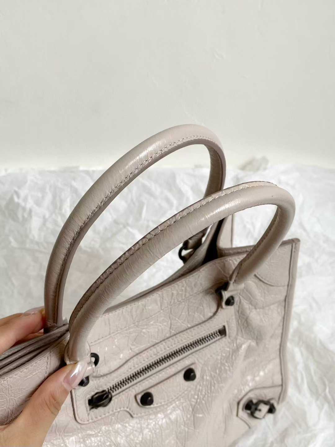 Balenciaga Women’s Le City Tote Bag view 7