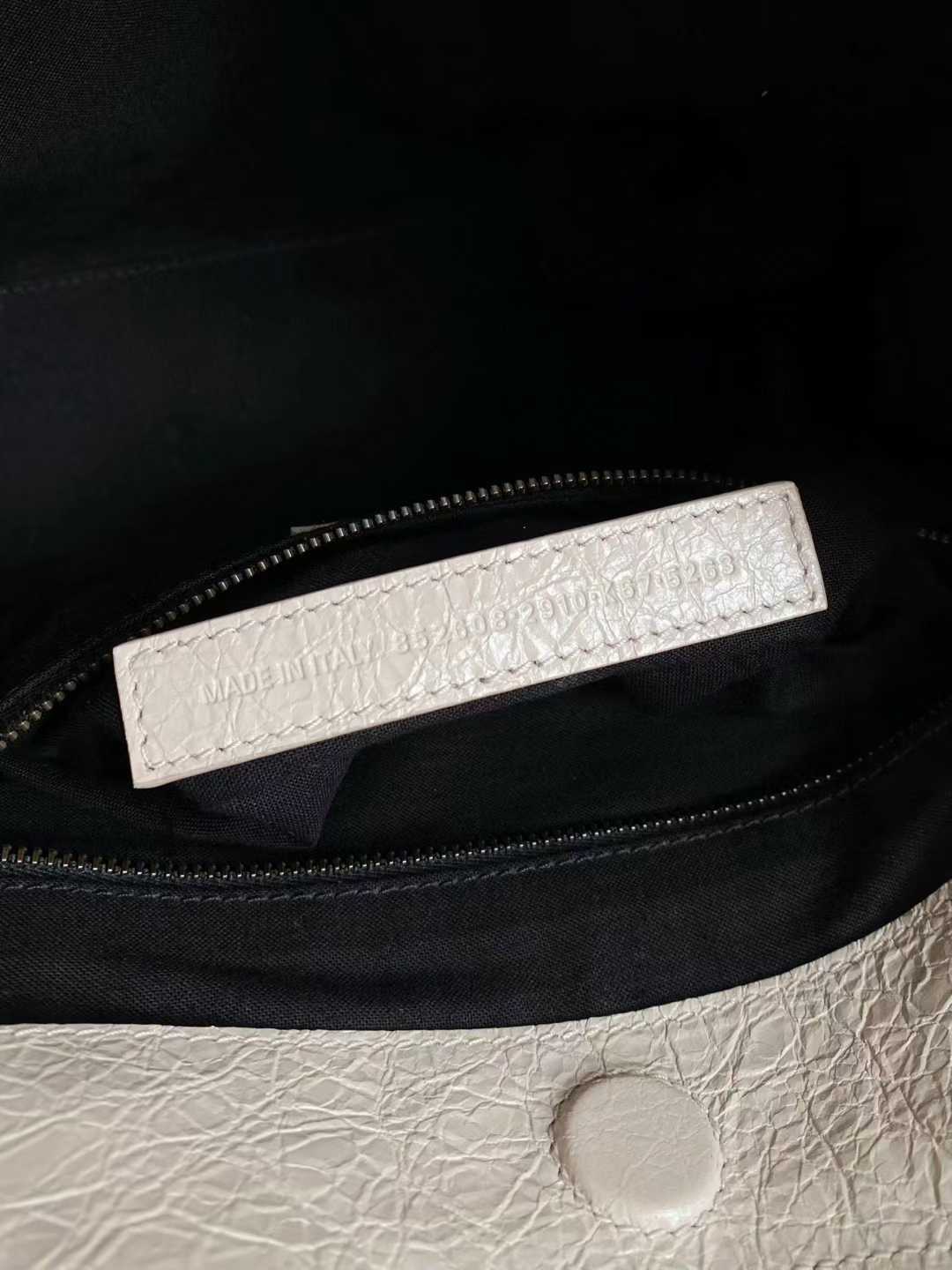 Balenciaga Women’s Le City Tote Bag view 8